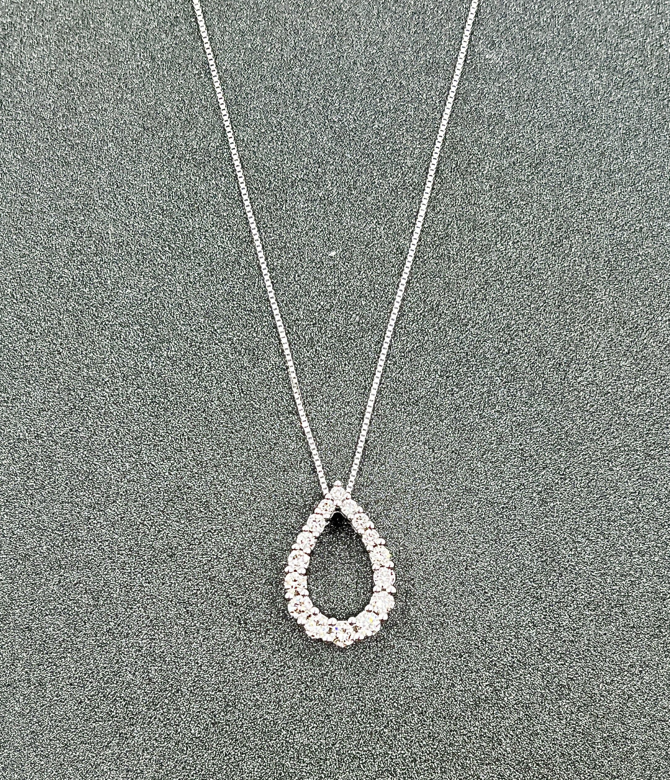 Moderno Ciondolo con diamante da 0,50 ct in vendita