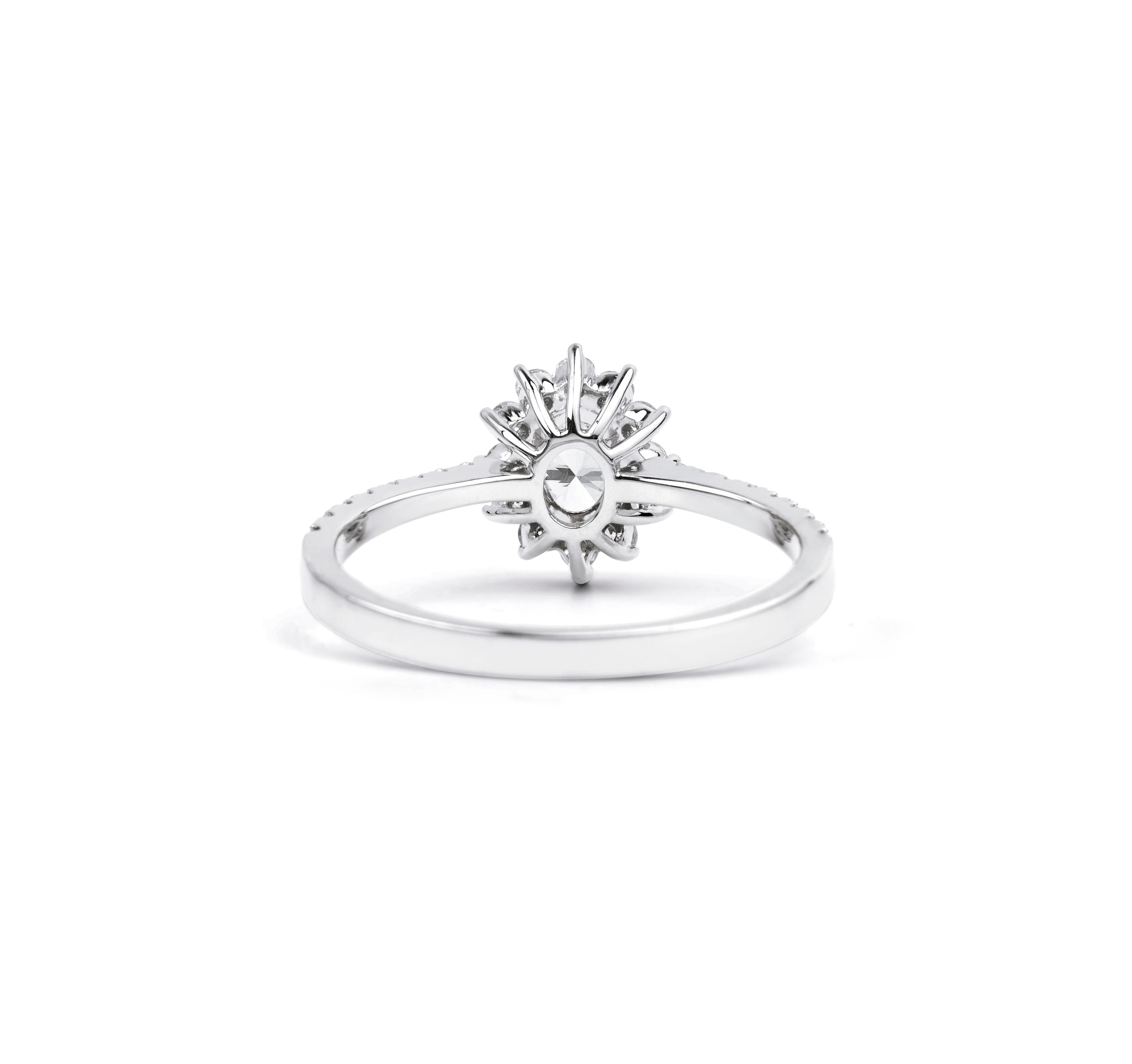 0.50ct GIA Certified Oval Diamond Halo Engagement Ring in 18K White Gold In New Condition For Sale In Jaipur, RJ