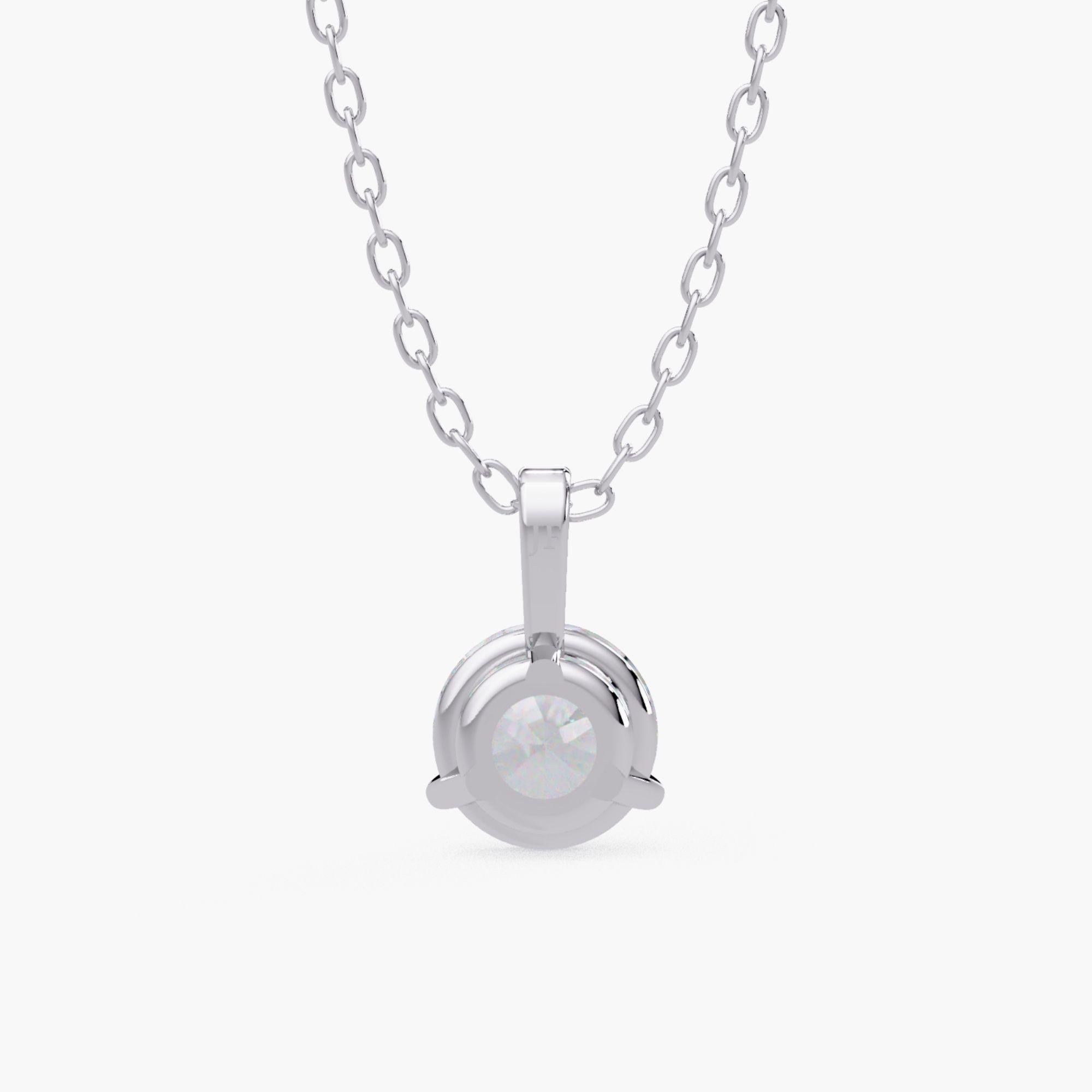 Collier solitaire avec diamants 0,50 ct. pt., pendentif avec diamants SI1 GH, chaîne de 18 pouces Neuf - En vente à New York, NY