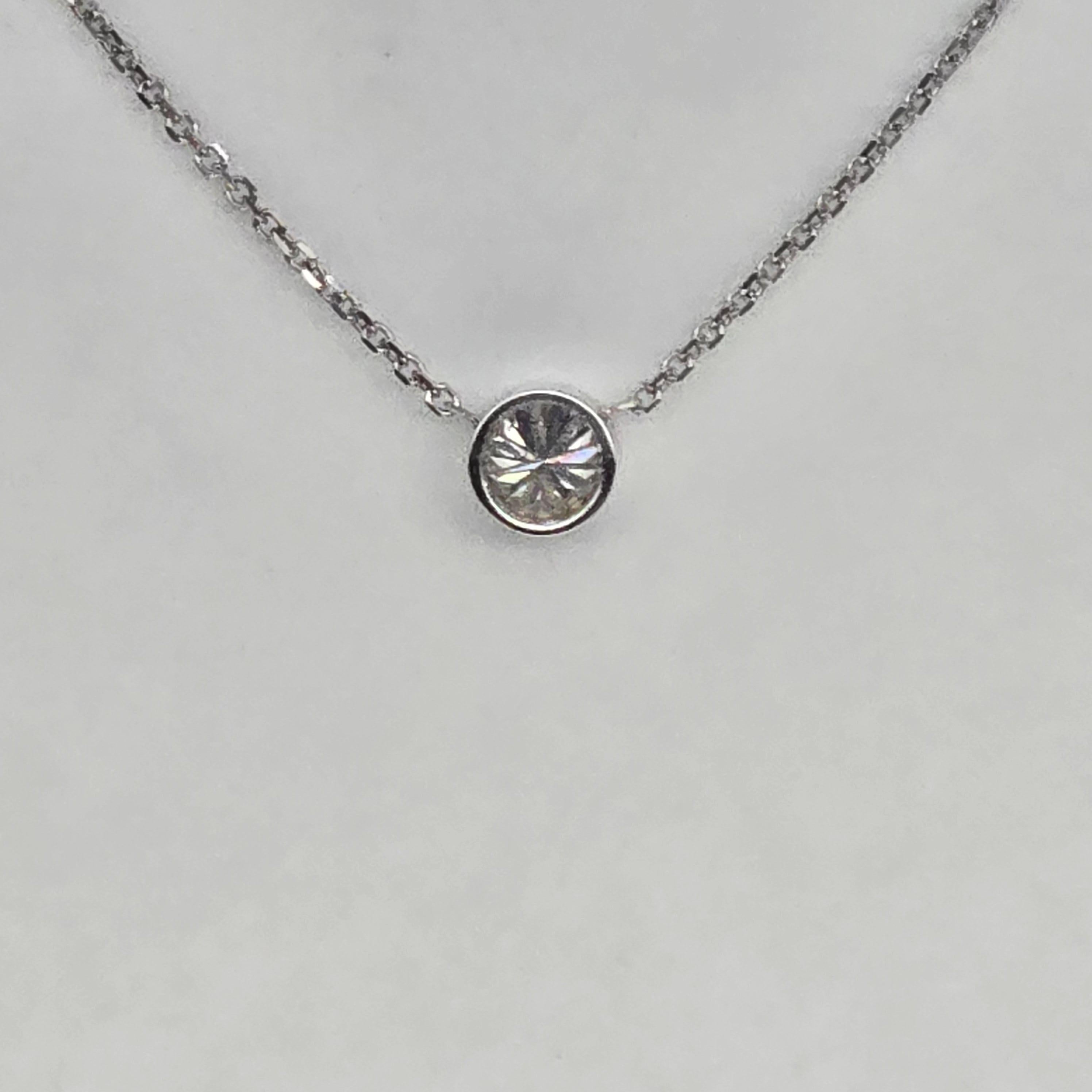 0,50ct Bezel Set Diamant-Anhänger Halskette 14KT Weißgold Weihnachtsgeschenk NY im Zustand „Neu“ im Angebot in Jupiter, FL