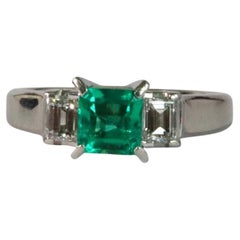 0.50Ct Colombian Emerald Ring