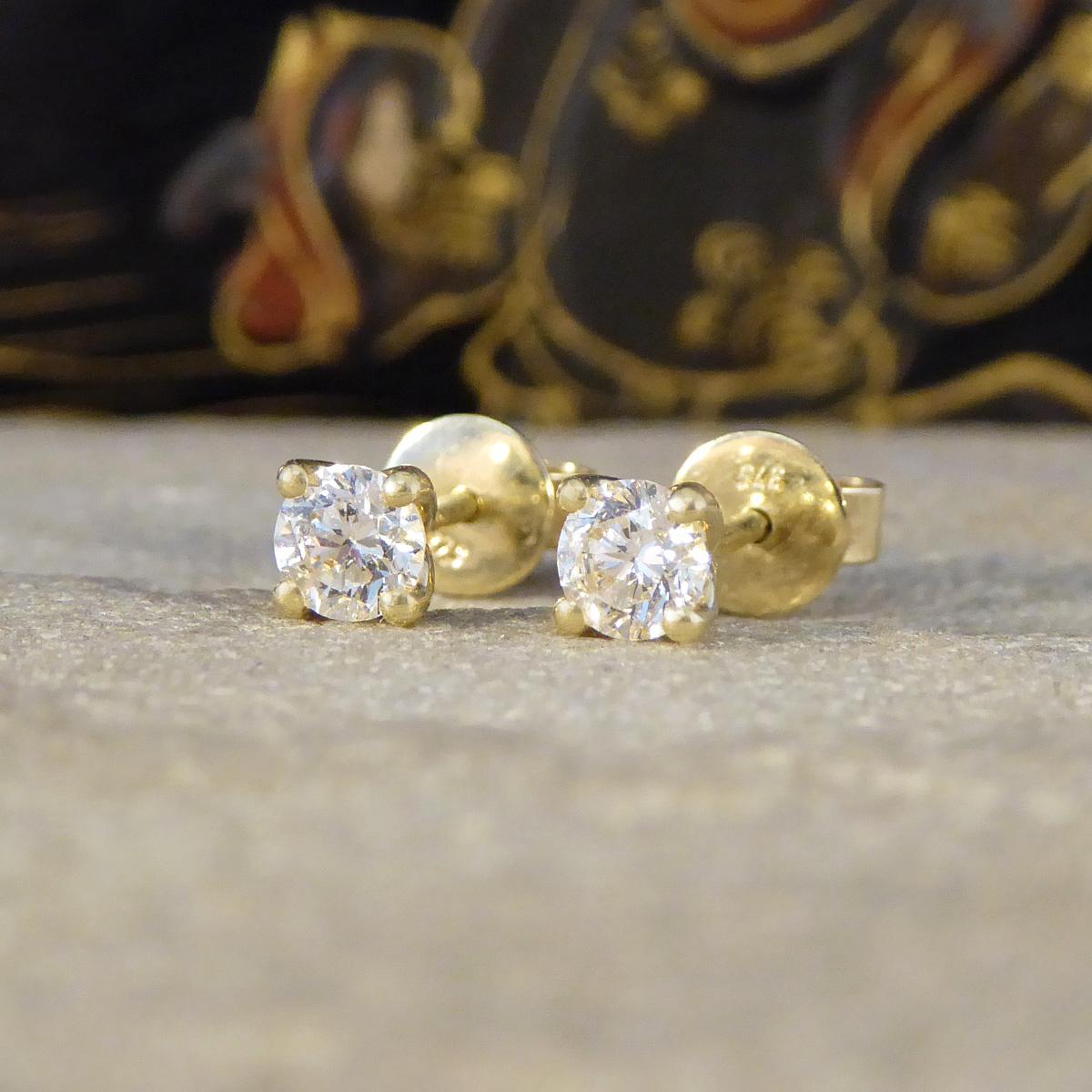 Women's 0.50ct Diamond Stud Earrings in Yellow Gold