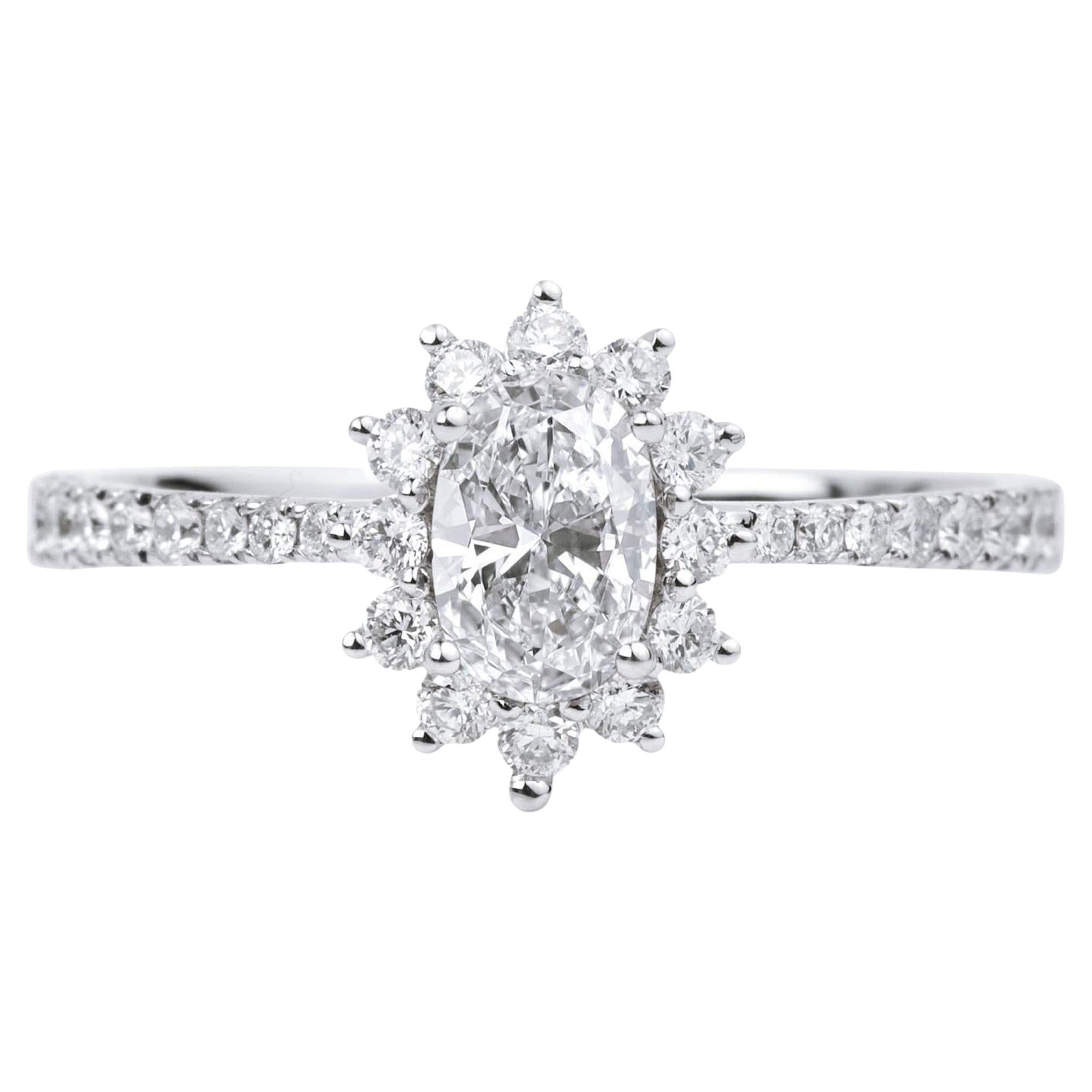 Informe GIA Certificado 0,50 Quilates G VS Diamante talla oval 18k Halo Anillo de compromiso