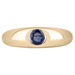 Un saphir rond naturel de 0,50ct crée une bague solitaire classique d'un bleu profond