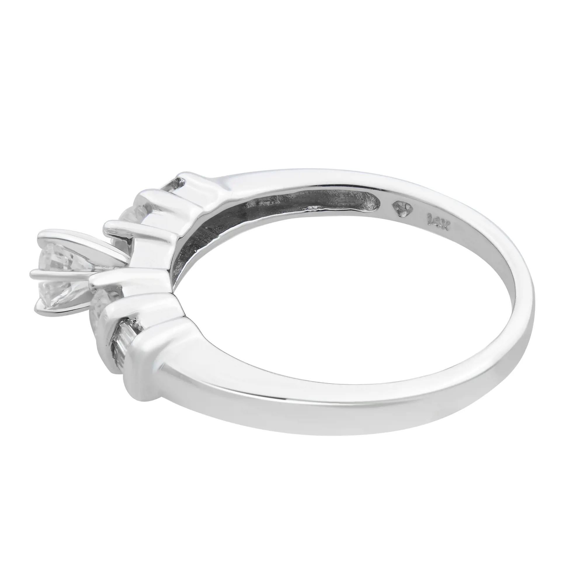 Round Cut 0.50Cttw Round & Baguette Cut Diamond Engagement Ring 14K White Gold Size 7  For Sale