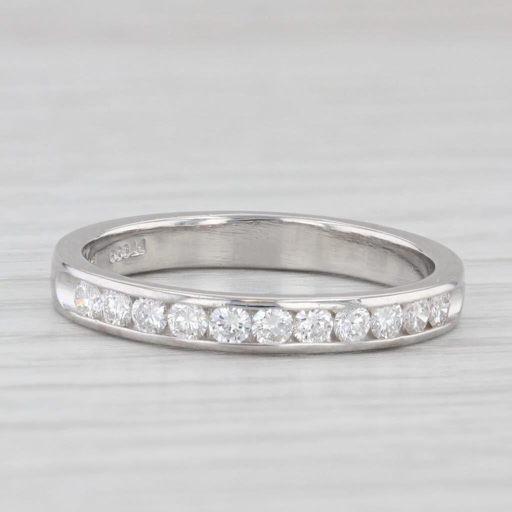 Gemstone Information:
- Natural Diamonds -
Total Carats - 0.50ctw
Cut - Round Brilliant
Color - F - G
Clarity - VS2 - SI1

Metal: 950 Platinum 
Weight: 5.2 Grams 
Stamps: Pt 950
Face Height: 3 mm 
Rise Above Finger: 1.8 mm
Band / Shank Width: 3.1