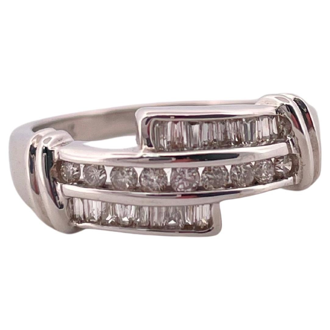 0,50 ctw I/J SI2 Conjunto de diamantes en oro blanco de 14 quilates