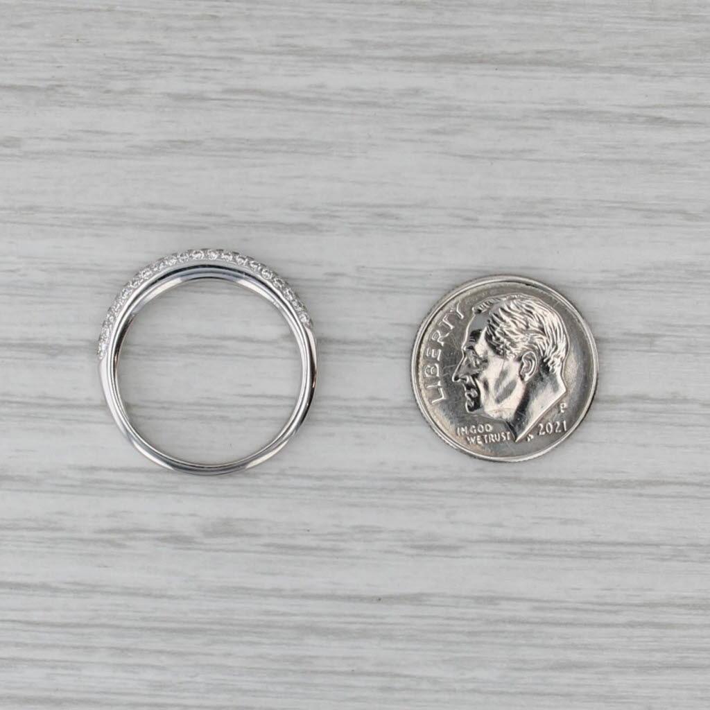Fascia nuziale in oro bianco 18 carati con diamanti da 0,50 carati Misura 6,5 Anello impilabile in vendita 2