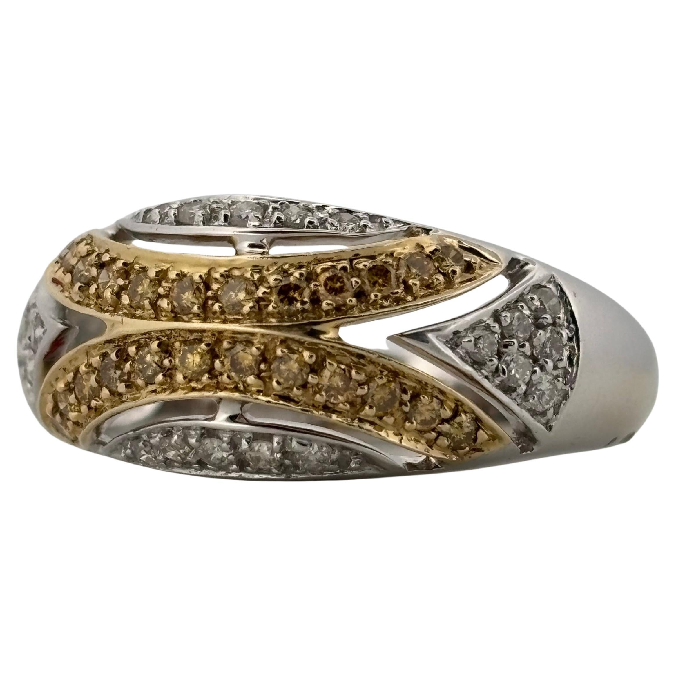Modern 0.50ctw White & Yellow Natural Diamond 14K Gold Two Tone Ring For Sale