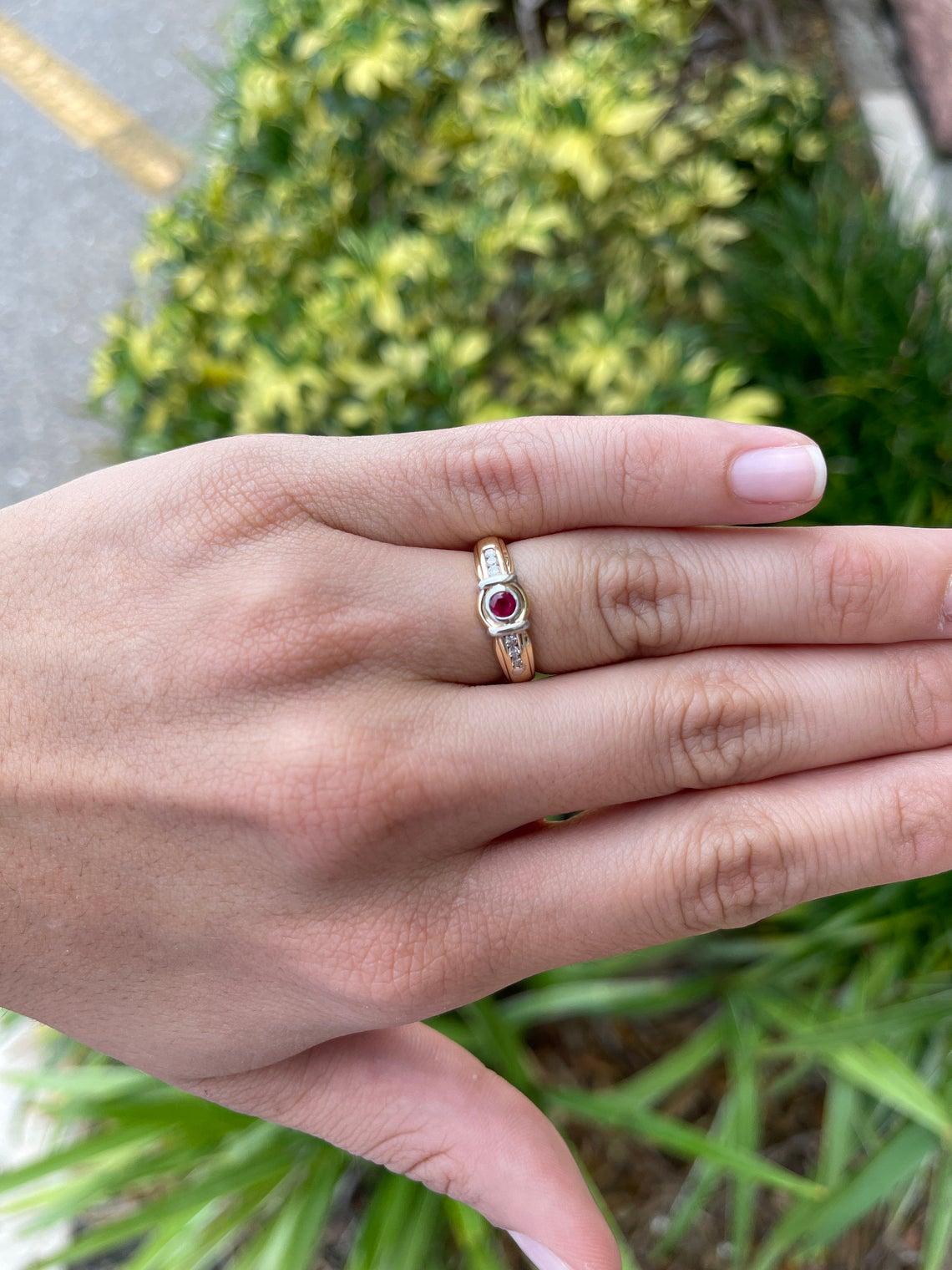 0.50tcw 14K Natural Ruby & Diamond Solitaire w/ Accents Ring In New Condition For Sale In Jupiter, FL