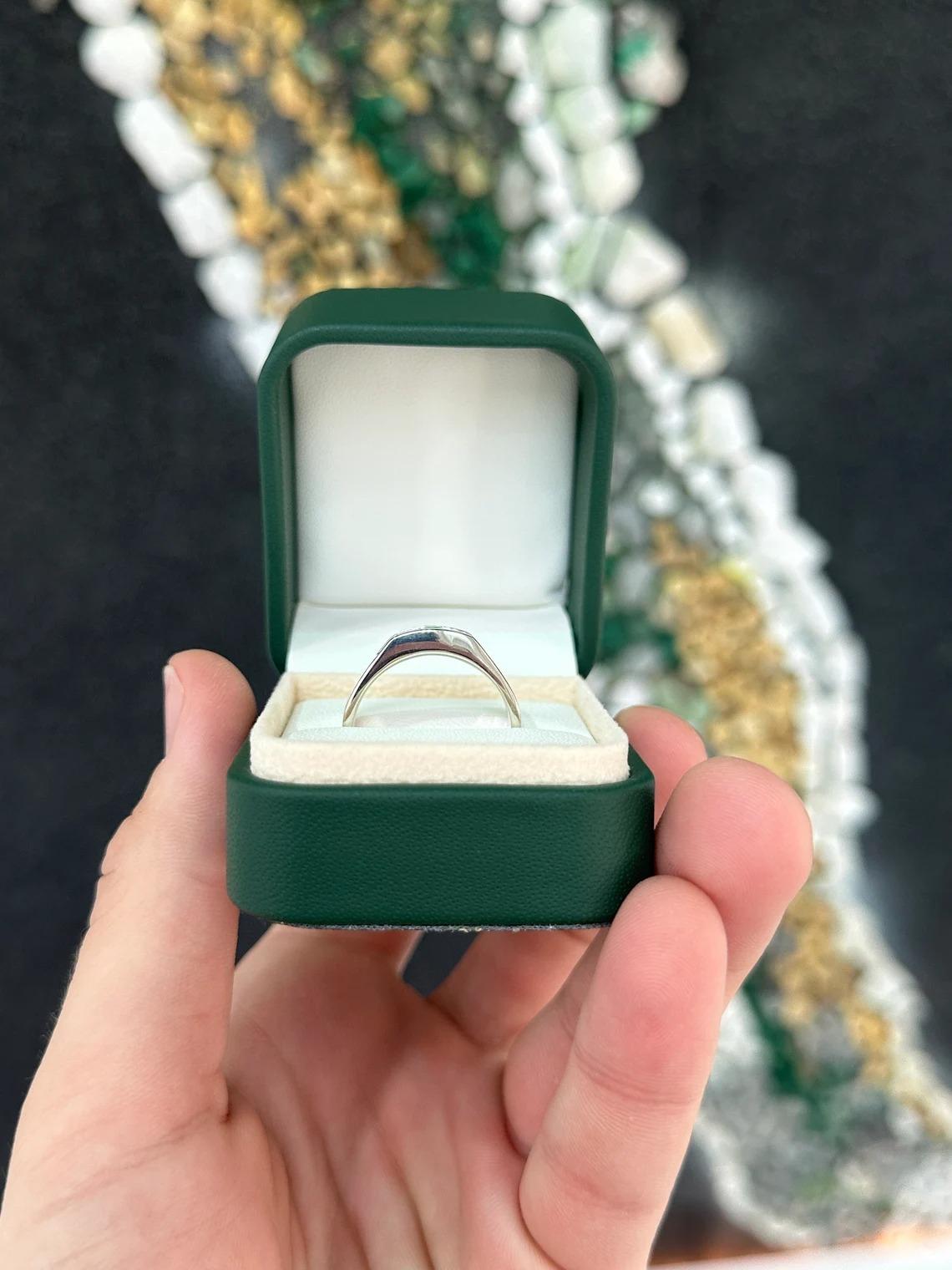 0.50tcw SS Men's Three Stone Natural Medium Green Princess Cut Emerald Band Ring For Sale 4