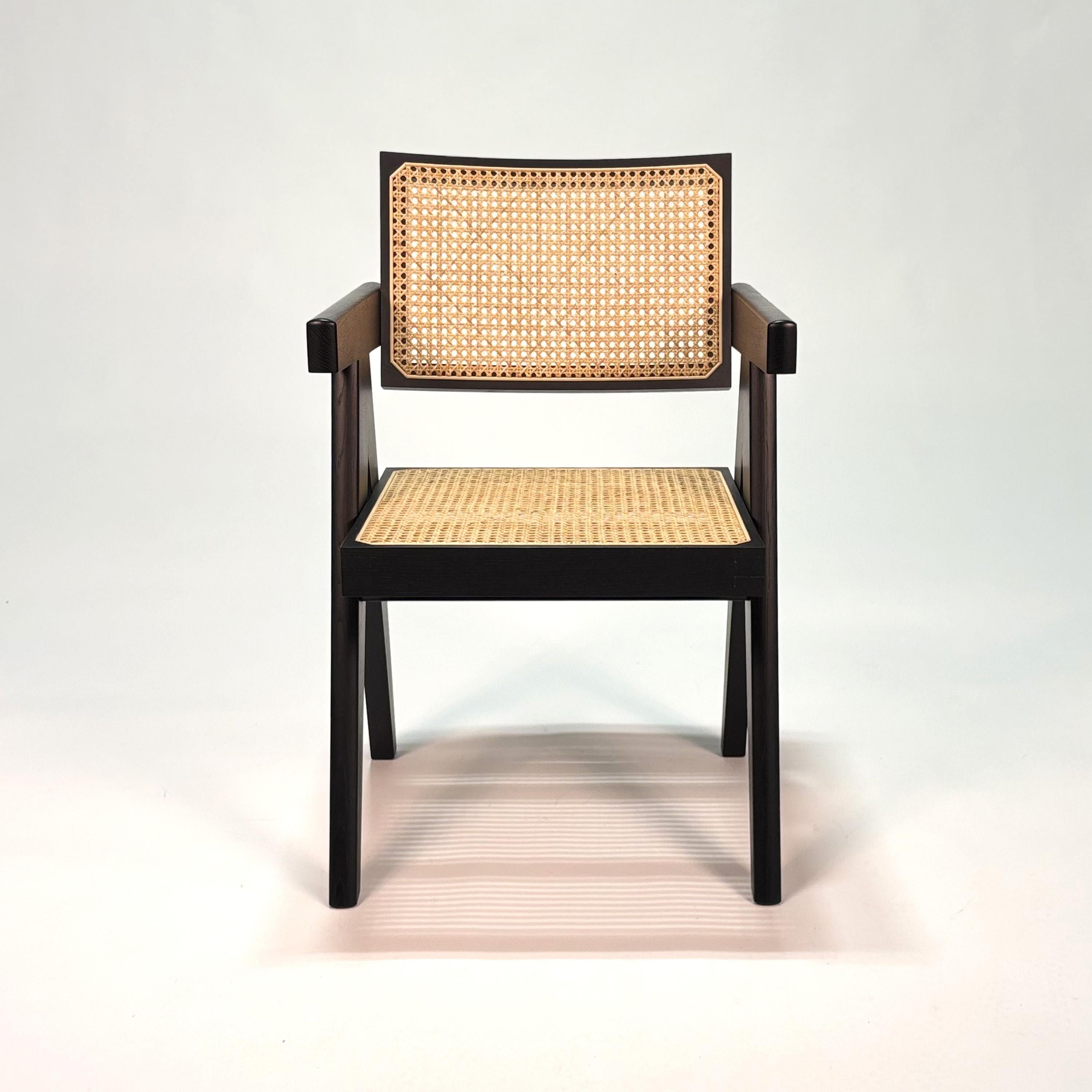 051 Capitol Complex Bürostuhl von Hommage a Pierre Jeanneret (Italienisch) im Angebot