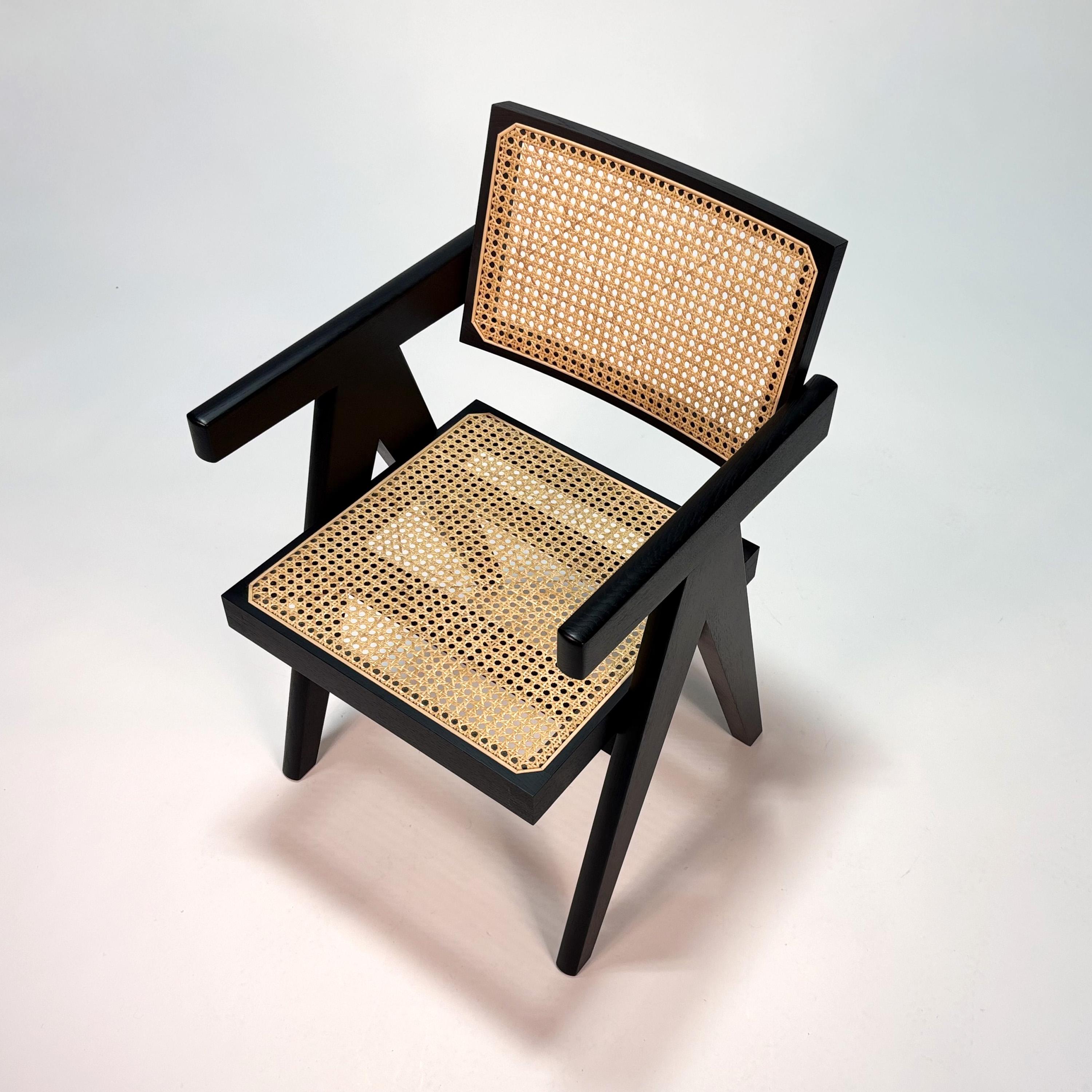 051 Capitol Complex Bürostuhl von Hommage a Pierre Jeanneret im Angebot 1