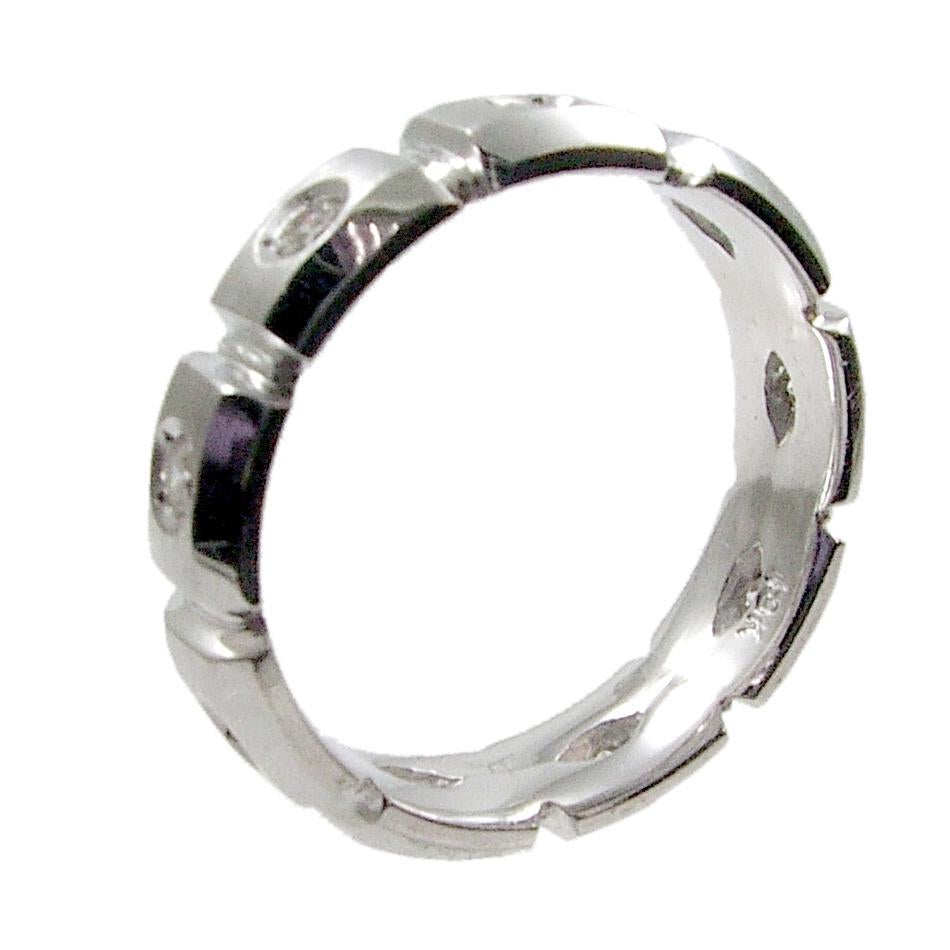 Round Cut 0.51 Carat Bezel Set Diamond 18 Karat Gents Ring For Sale