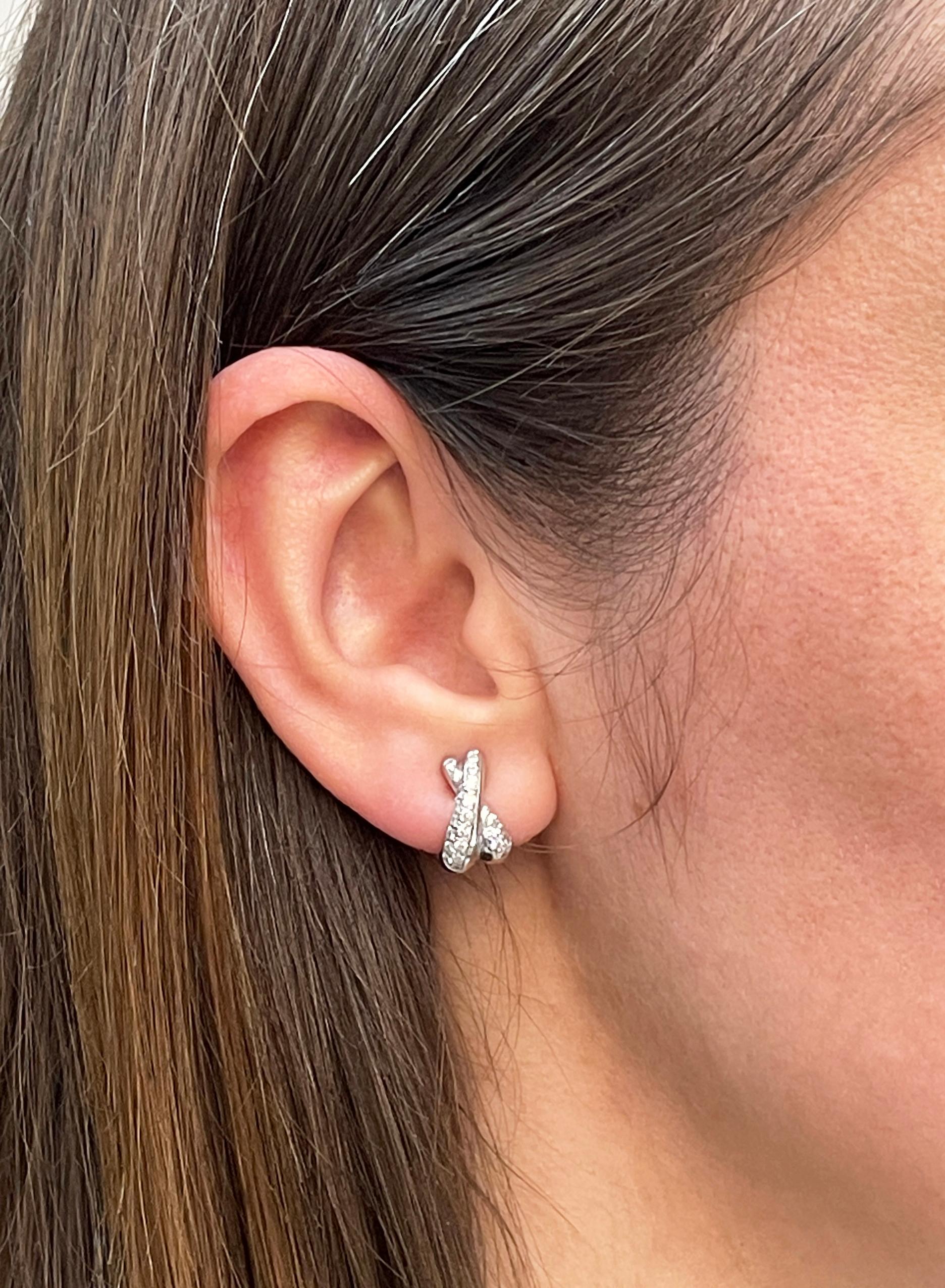 Modern 0.51 Carat Diamond 18 Carat White Gold Kiss Half-Hoop Earrings For Sale