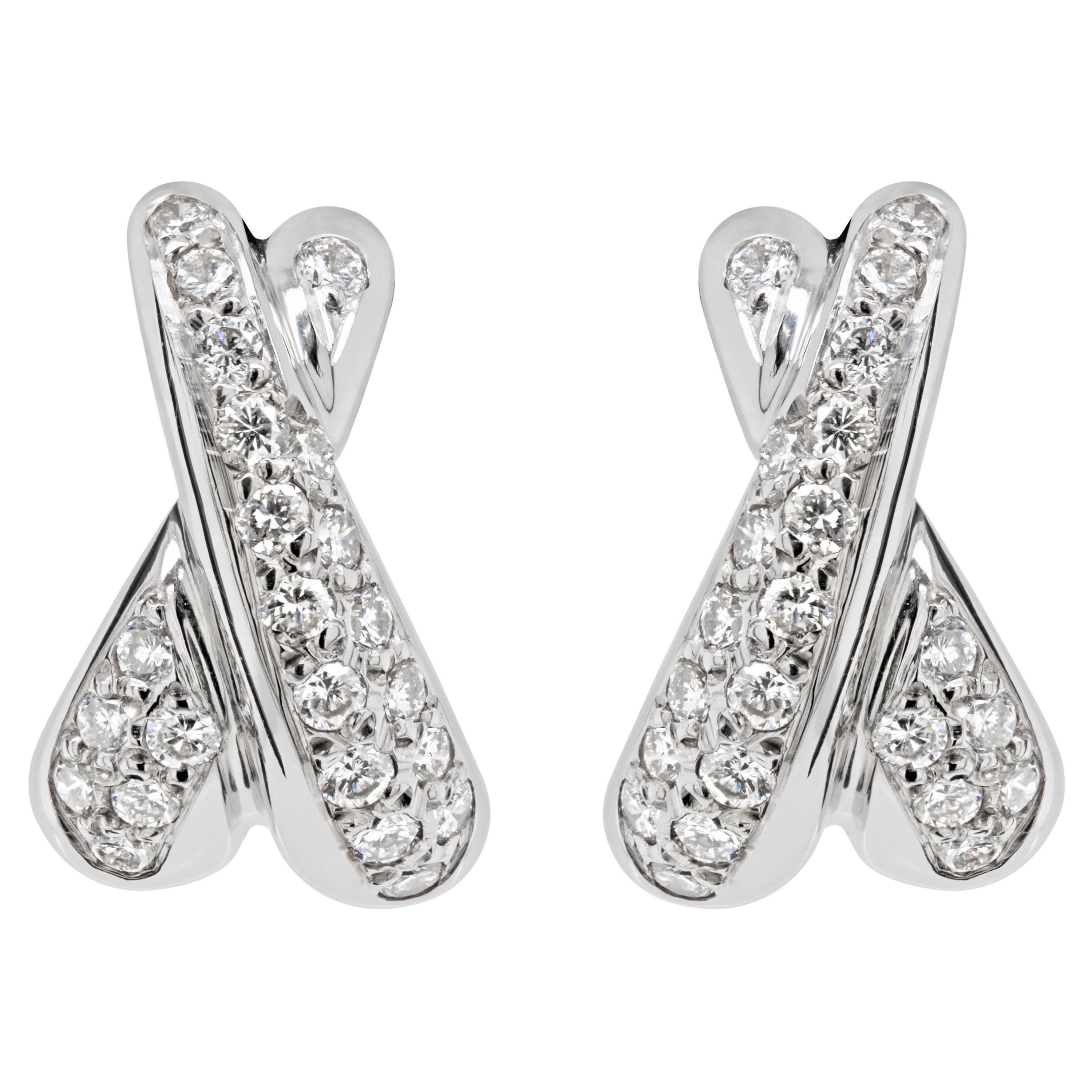 0.51 Carat Diamond 18 Carat White Gold Kiss Half-Hoop Earrings For Sale