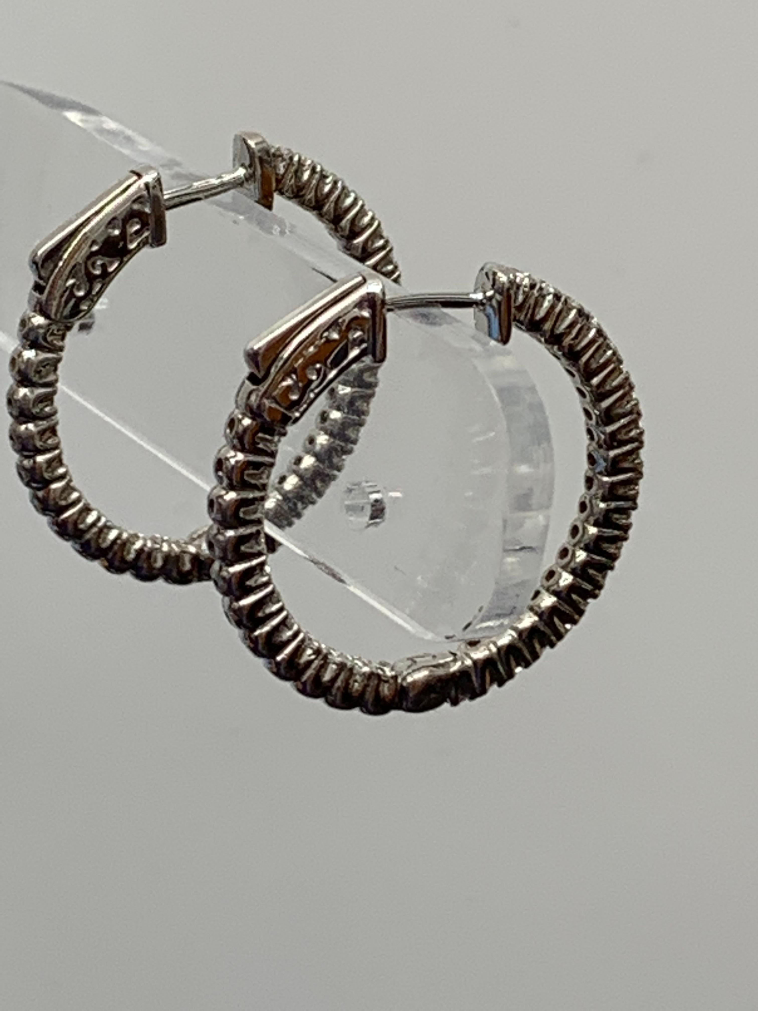 Women's 0.51 Carat Round Cut Diamond Hoop Earrings in 14k White Gold For Sale