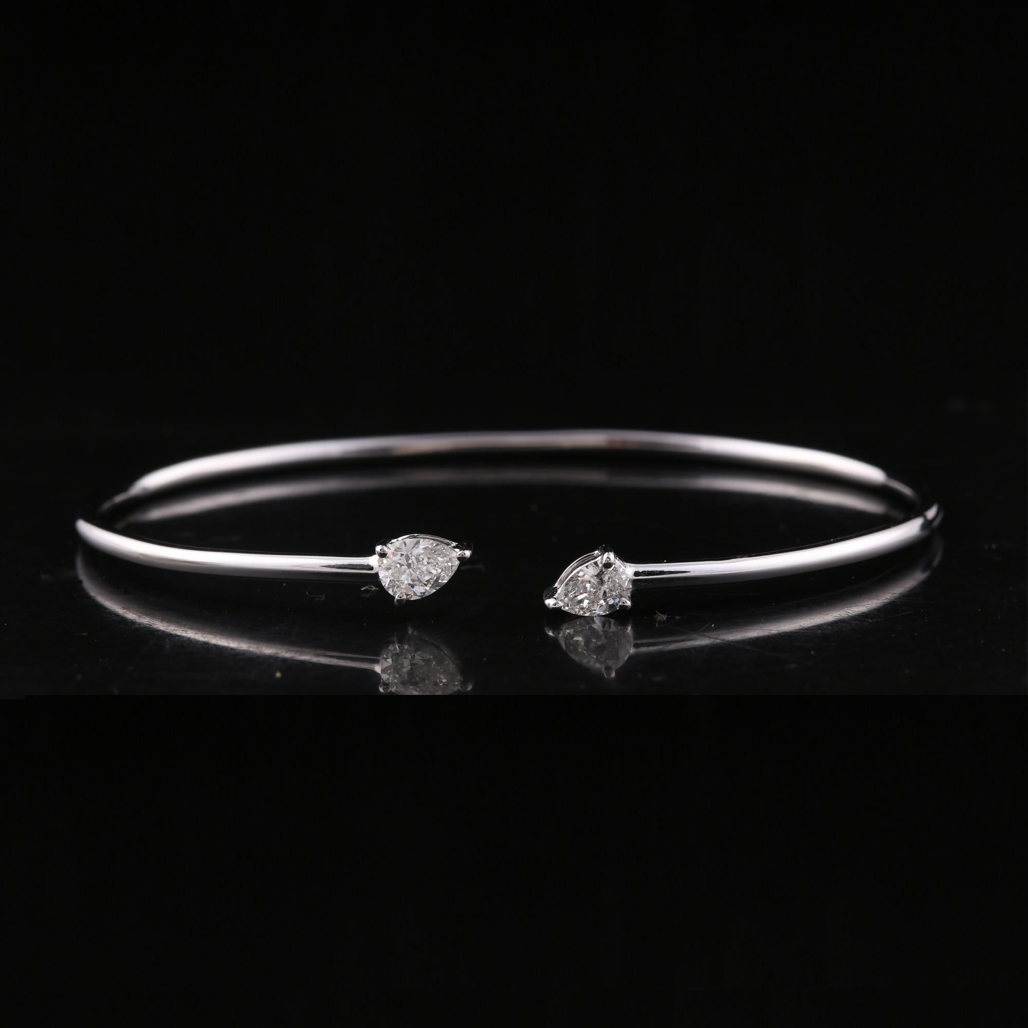Taglio a goccia 0,51 carati SI/H Pear Diamond Cuff Bangle Bracelet Gioielli in oro bianco 18 carati in vendita