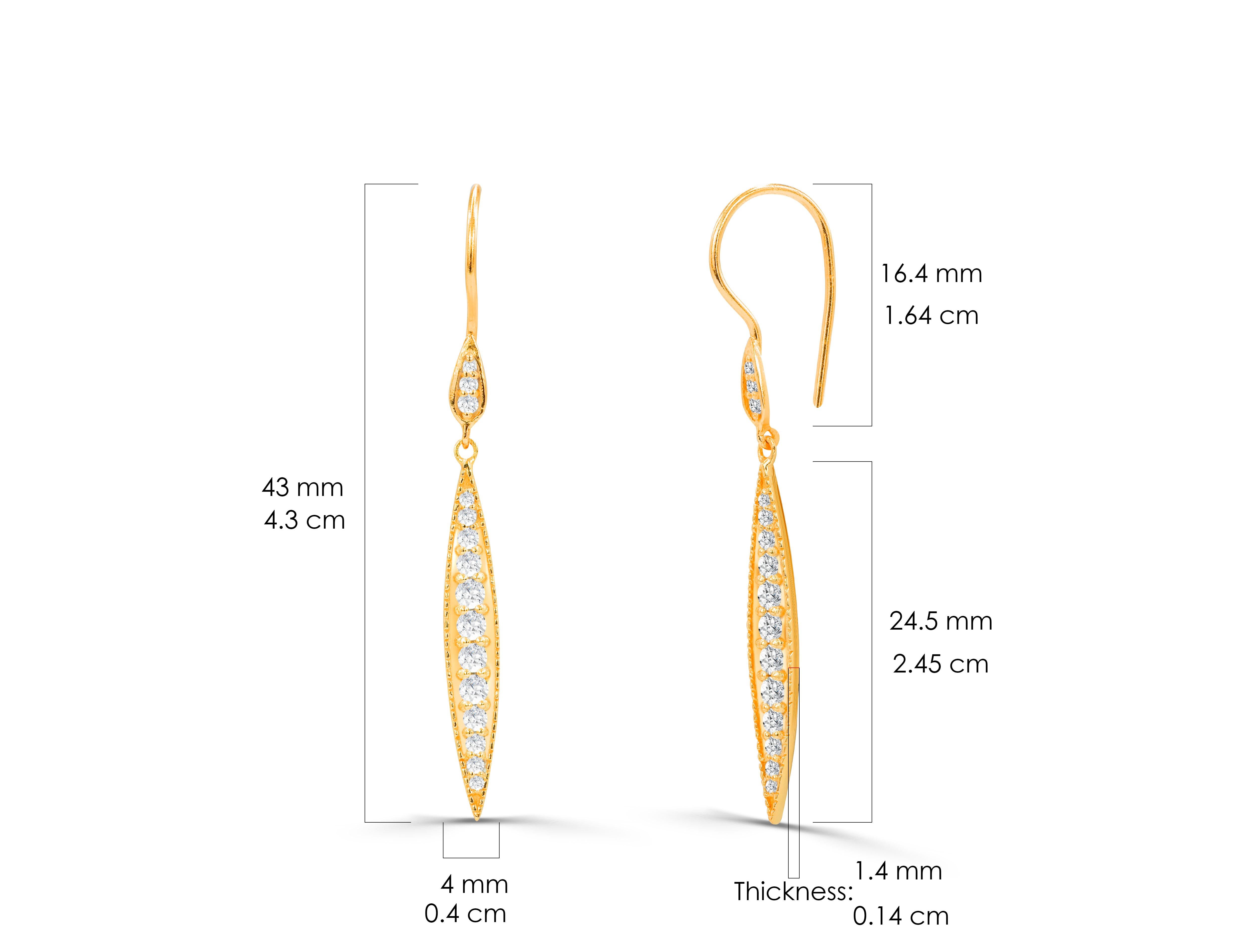 0.51ct Diamond Dangle Earrings in 14k Gold For Sale 2