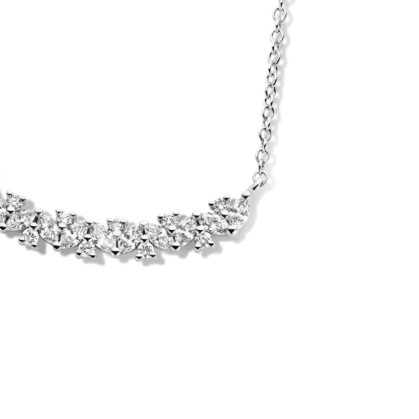 18K yellow gold necklace has a rolo chain and is set with the finest diamonds in F/G-VS quality.  In this necklace, you have 10 marquise diamonds and 9 brilliant cut diamonds. Also, available in 18K white gold and 18K yellow gold.

The 18K yellow