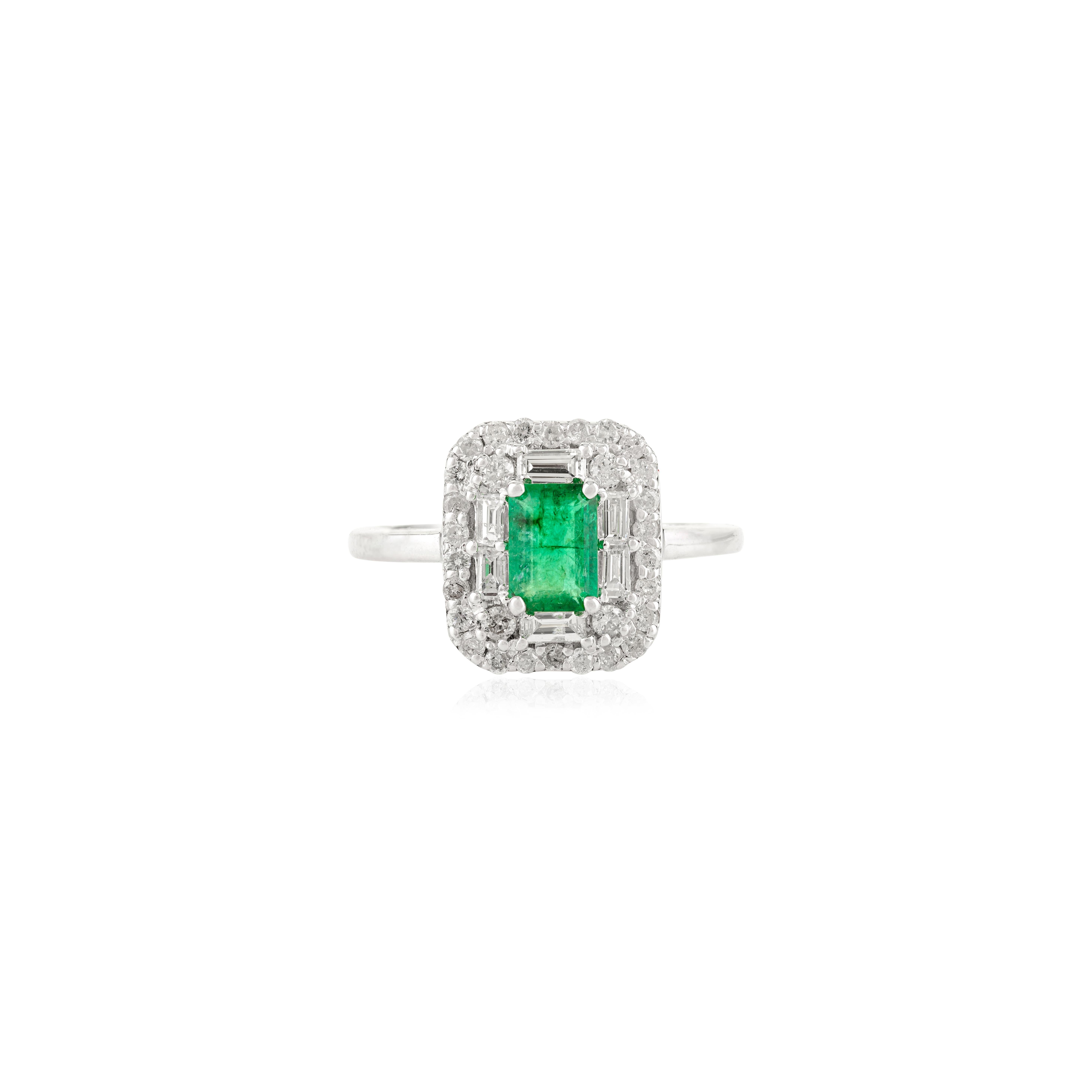 in vendita:  Anello di fidanzamento con diamante smeraldo verde intenso da 0,52 carati in oro bianco massiccio 14k 7