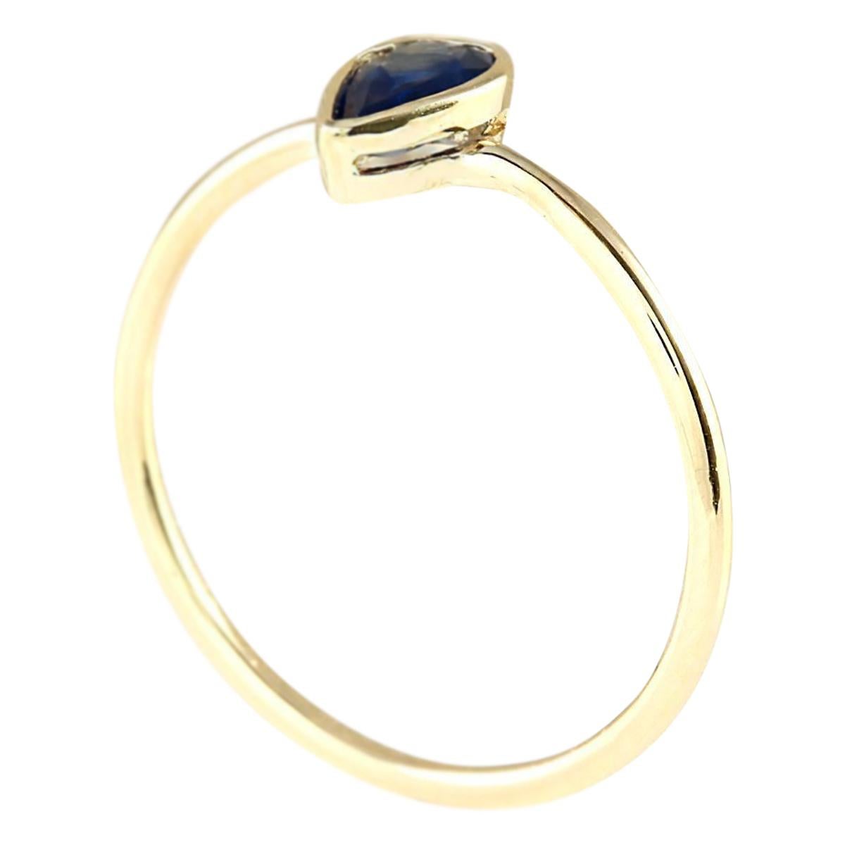 Pear Cut 0.52 Carat Natural Sapphire 14 Karat Yellow Gold Ring For Sale