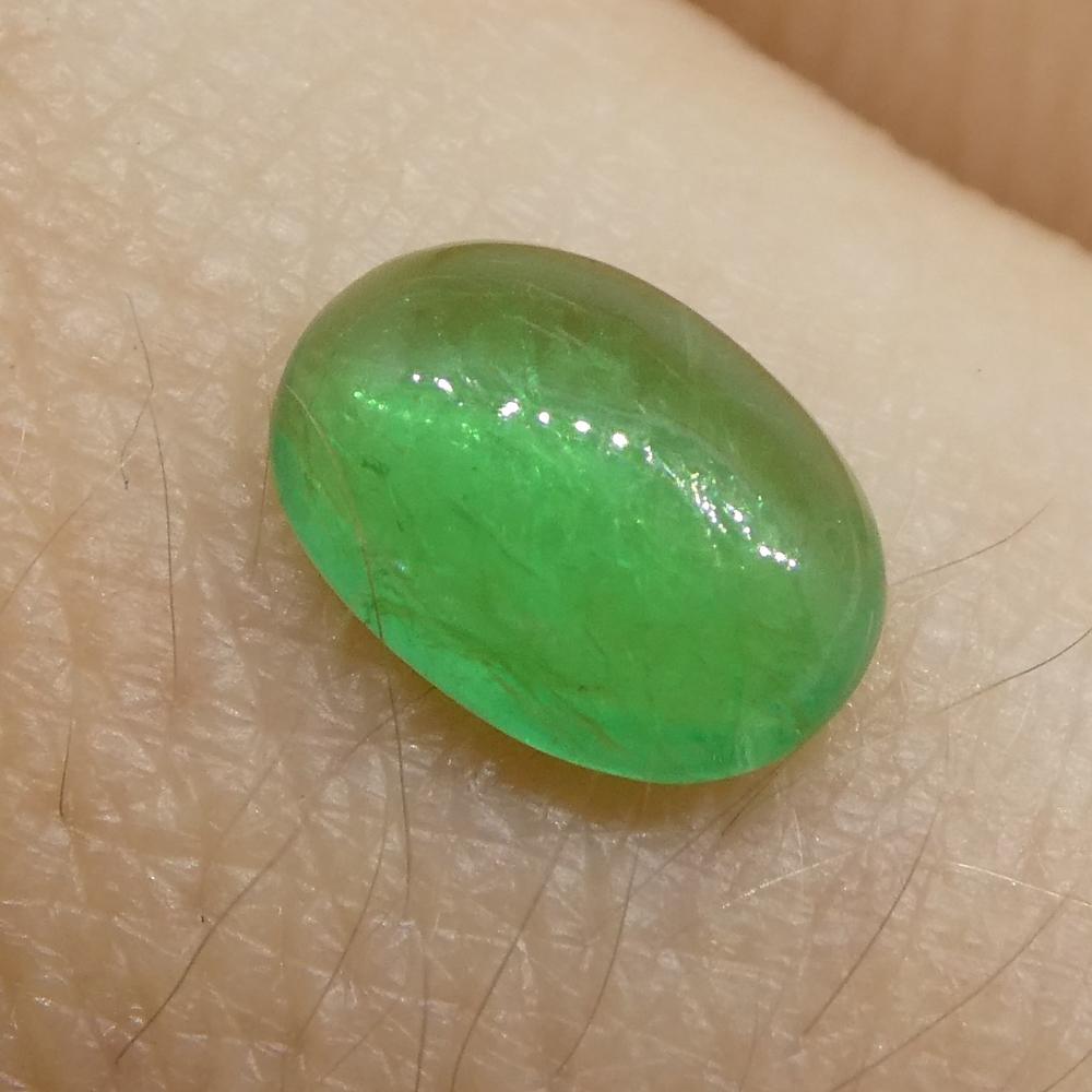 0.52ct Oval Cabochon Green Emerald from Colombia For Sale 3