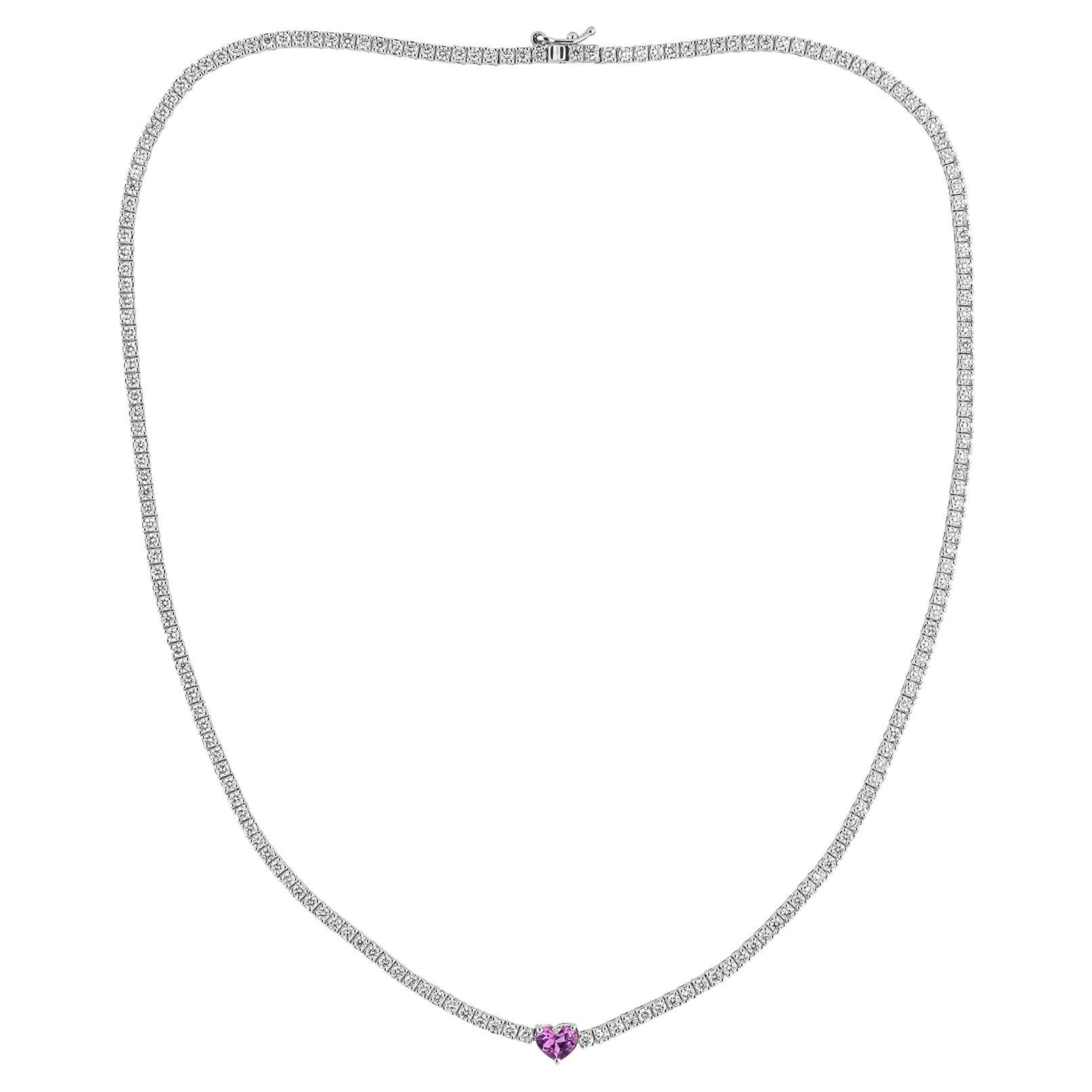 Collana a catena con cuore di tormalina rosa da 0,52 carati e diamanti da 3,45 carati in oro bianco 14 carati in vendita