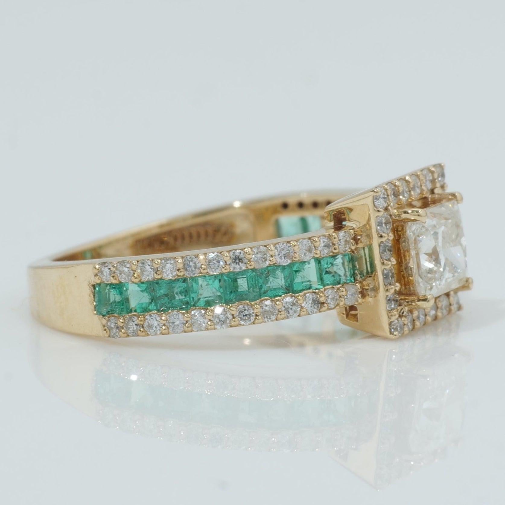 Quadratischer 0,52ct Prinzessinnen-Edelsteinring mit Diamanten aus massivem 14K Gold (zertifiziert) im Zustand „Neu“ im Angebot in New Delhi, DL