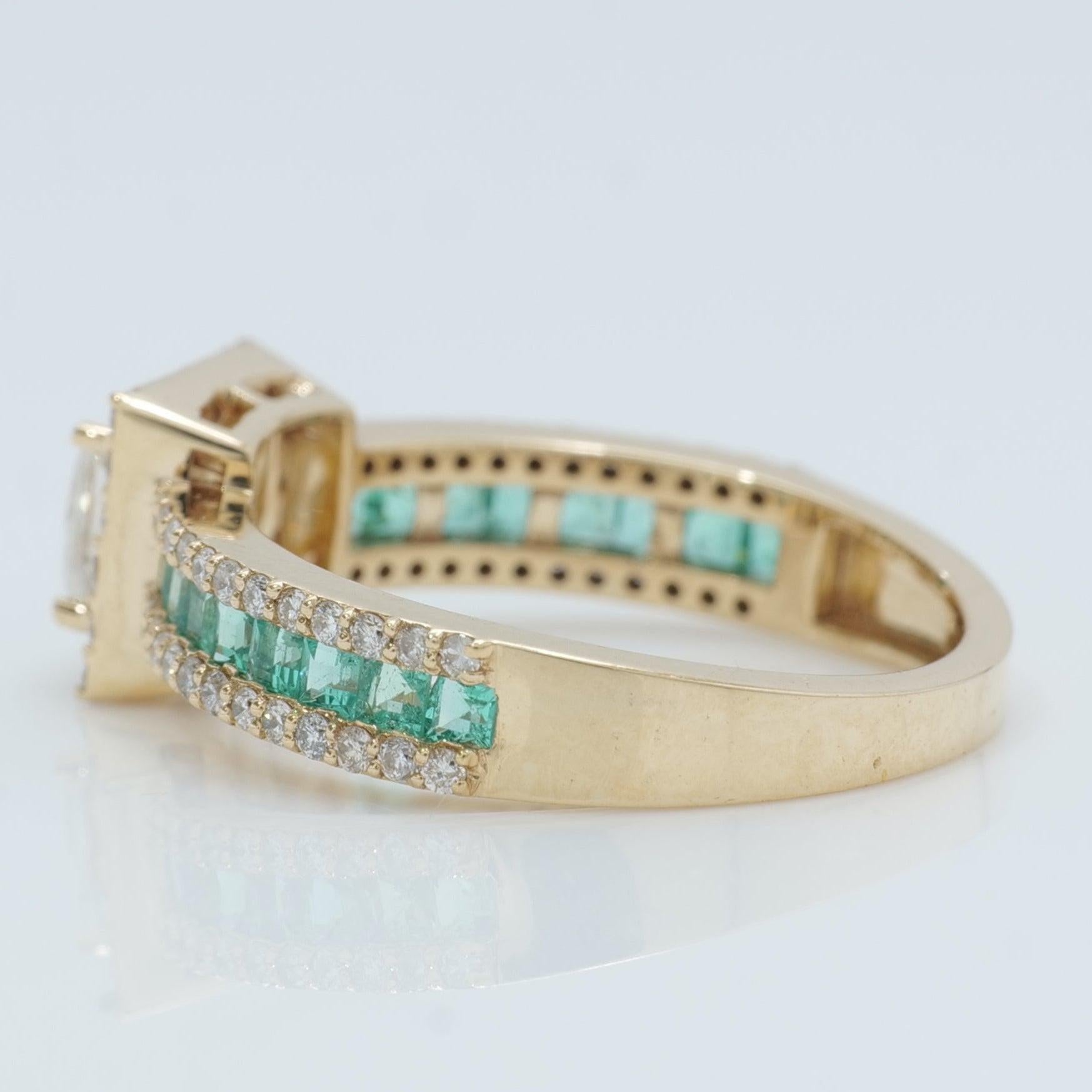 Quadratischer 0,52ct Prinzessinnen-Edelsteinring mit Diamanten aus massivem 14K Gold (zertifiziert) Damen im Angebot