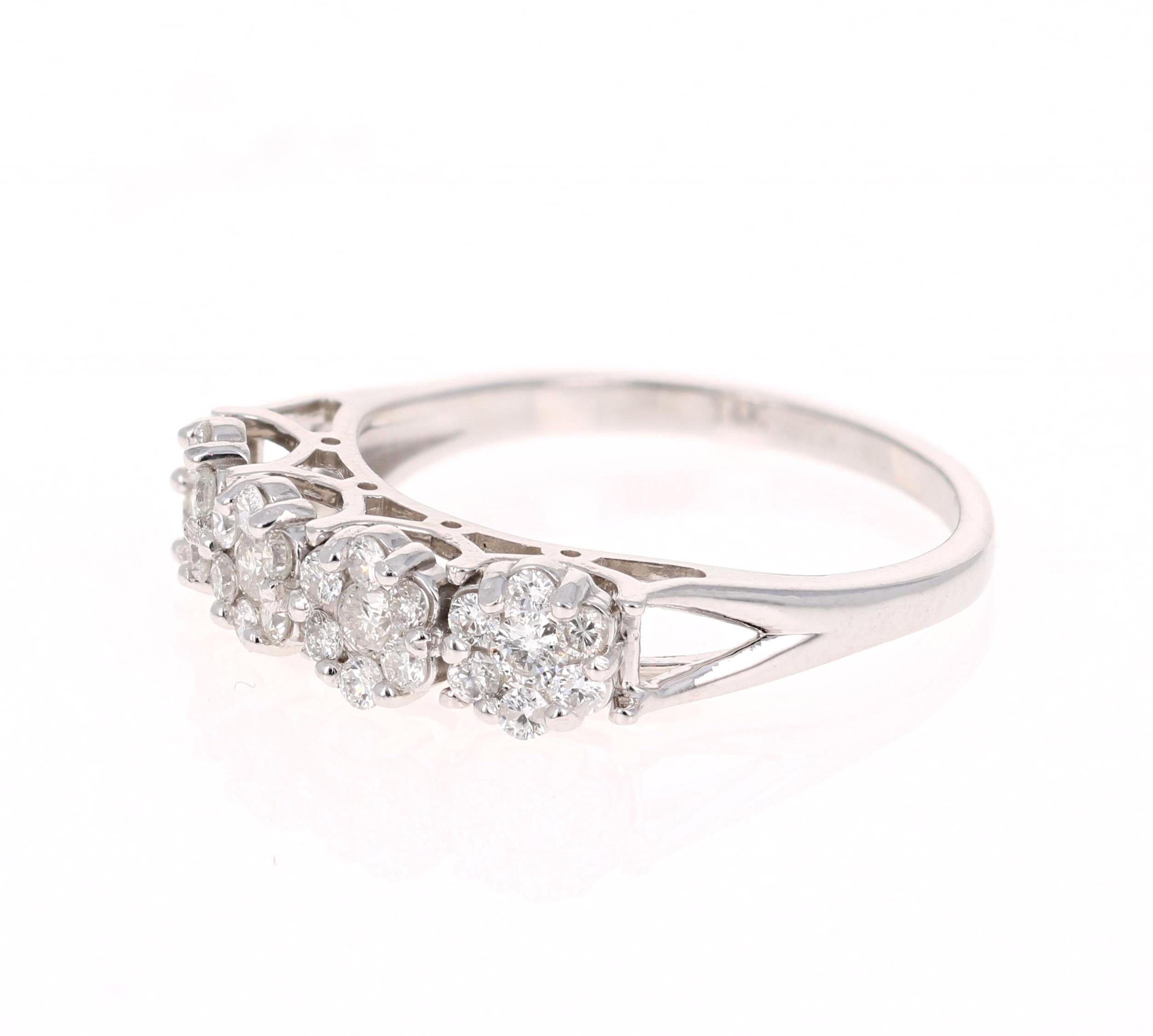 Contemporary 0.53 Carat Diamond 14 Karat White Gold Ring For Sale