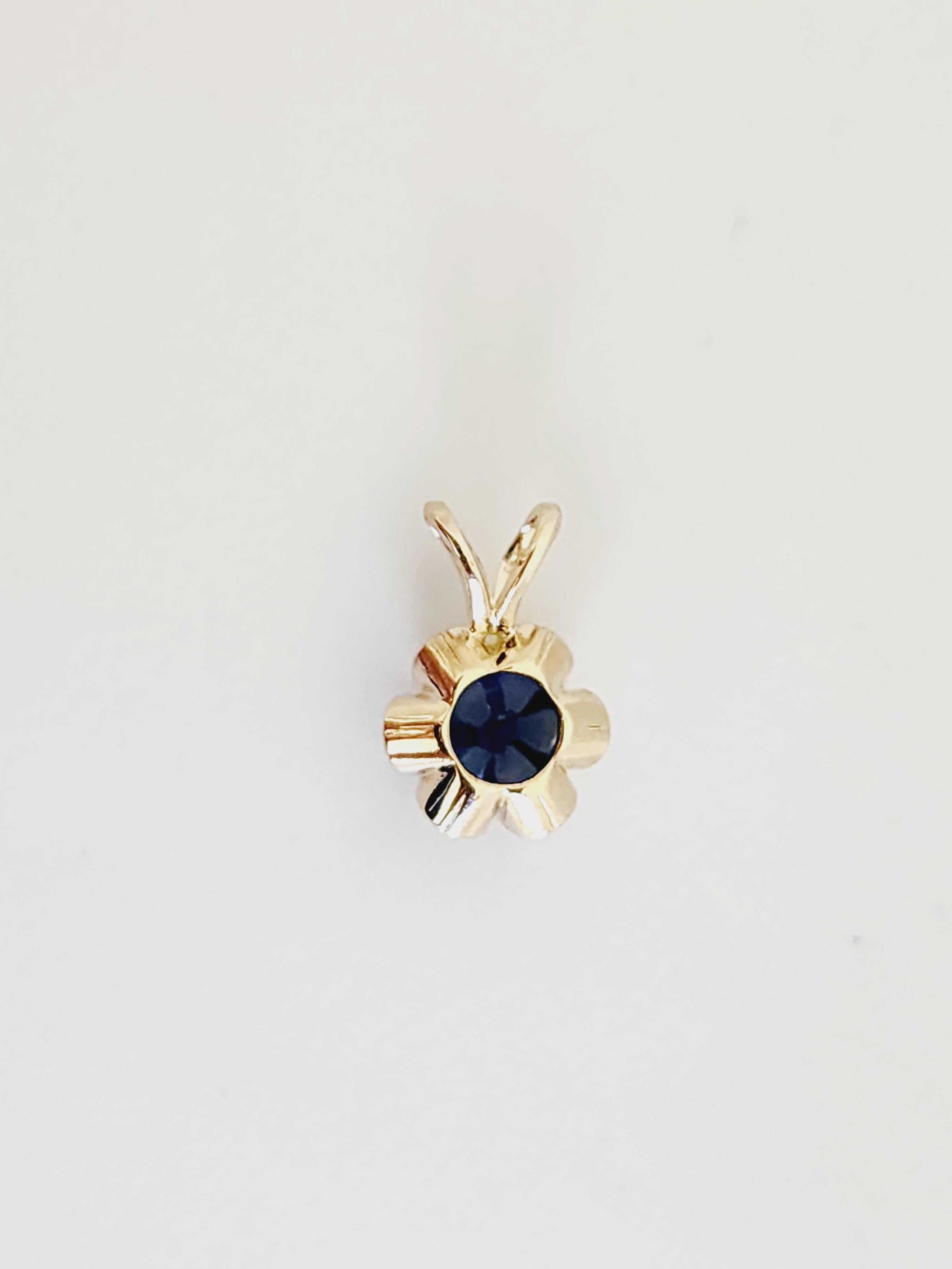 0.53 Carat Sapphire Pendant 14 Karat Rose Gold. Pendant measures approximately 0.45 inch length and 0.30 inch wide. 

(Pendant Only-Chain sold separately)