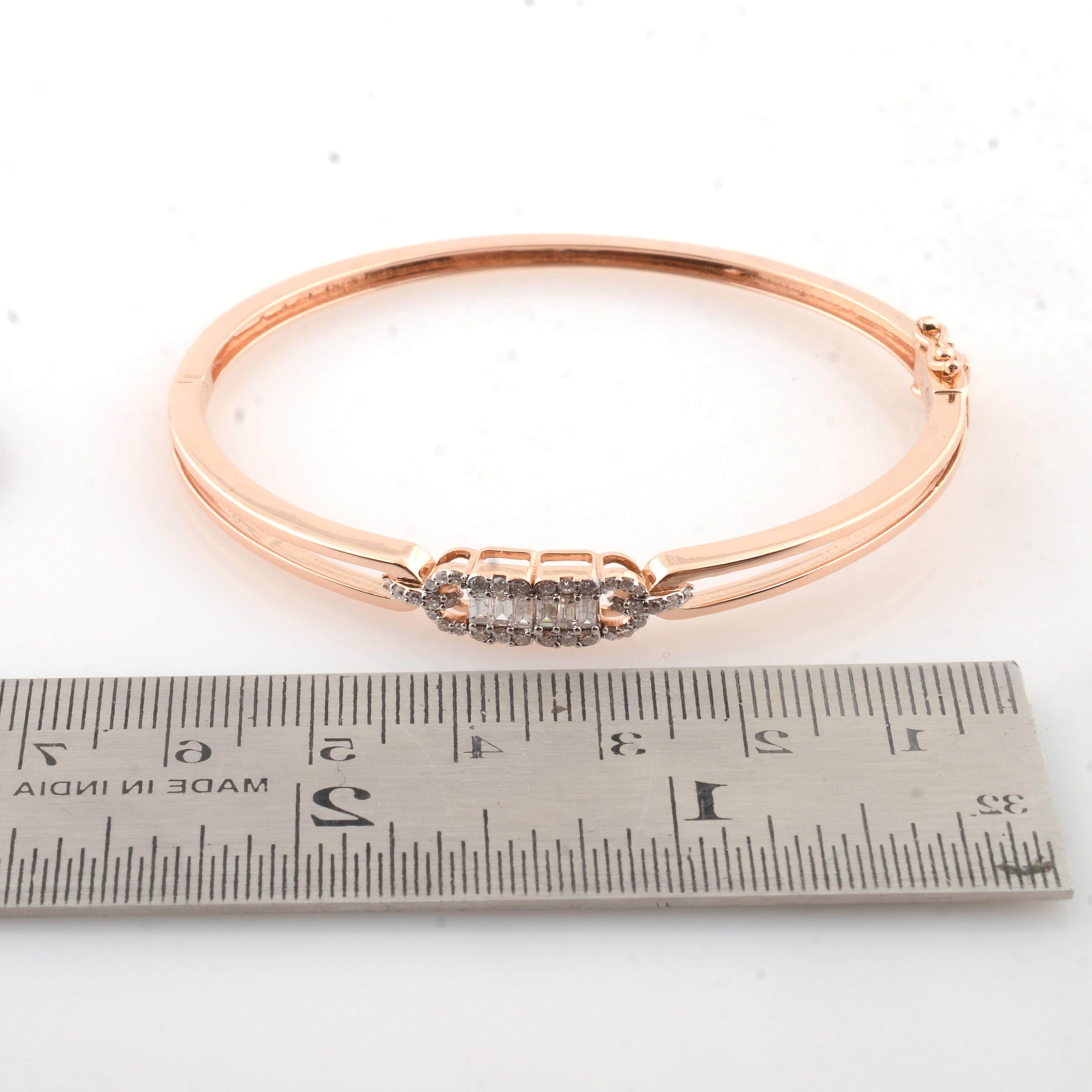 0.53 Carat SI Clarity HI Color Baguette Diamond Bracelet 18k Rose Gold Jewelry en vente 1