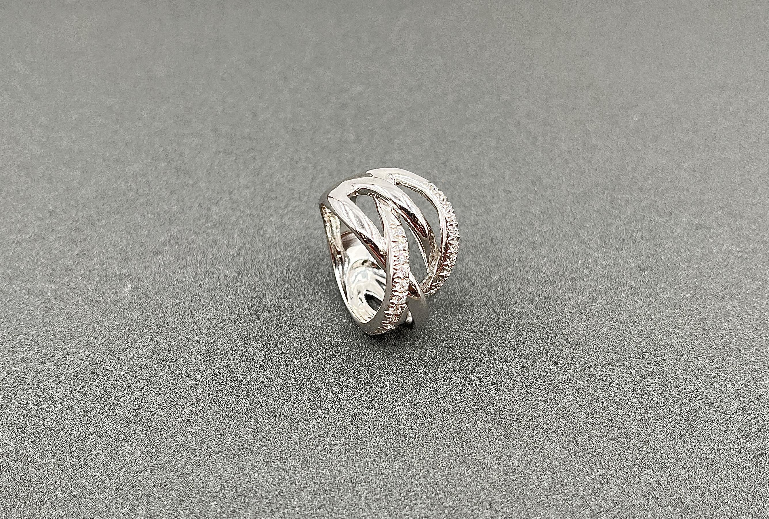 0.53 ct Diamond Fashion Ring In New Condition For Sale In Chicago, IL