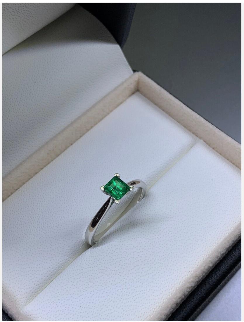 Women's 0.53ct Green Emerald Solitaire Engagement Ring In 18ct White Gold For Sale