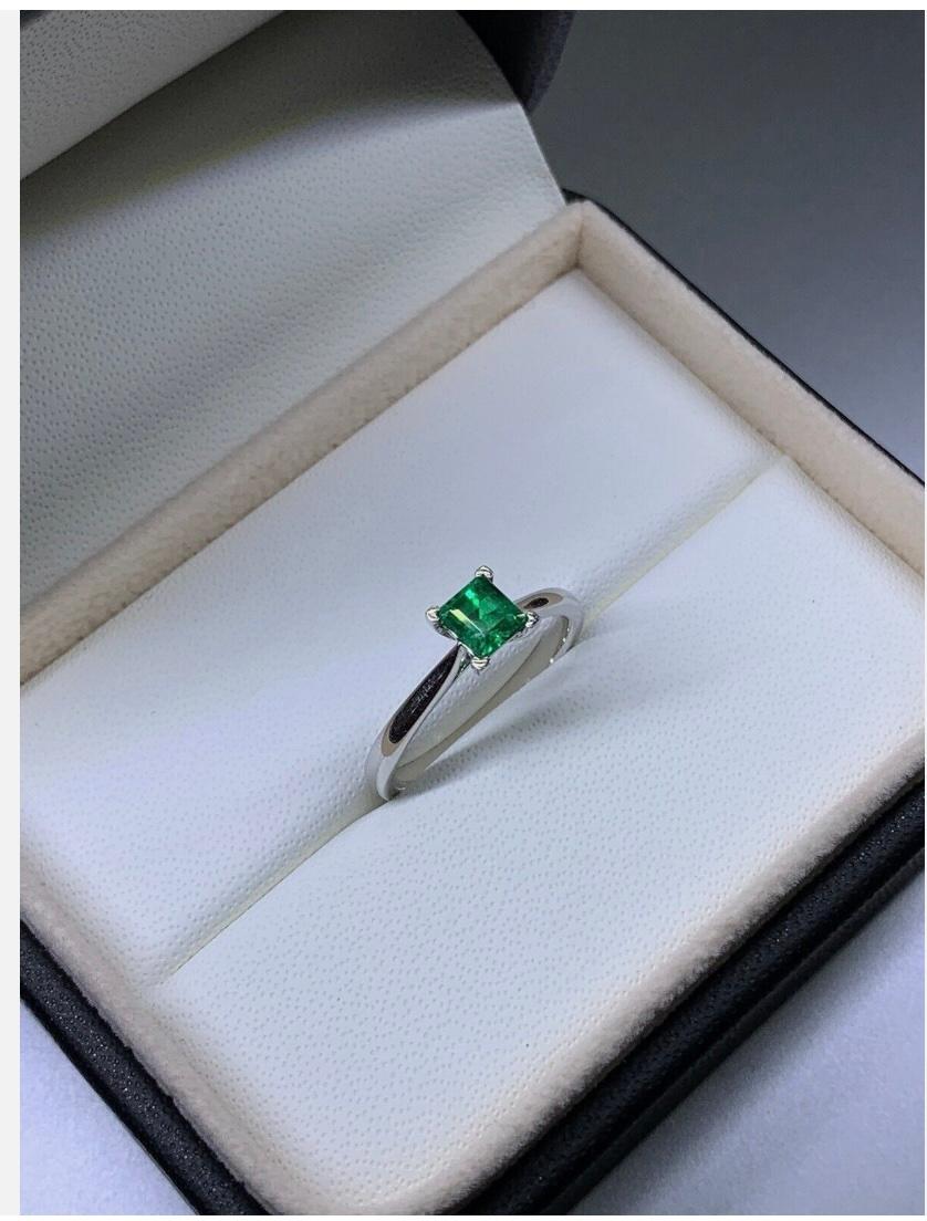 0.53ct Green Emerald Solitaire Engagement Ring In 18ct White Gold For Sale 1