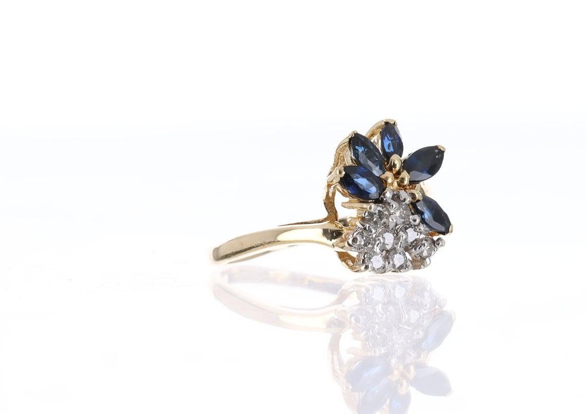 0,53tcw 14K Marquise Saphir & Diamant Dainty Vintage Ring (Art déco) im Angebot
