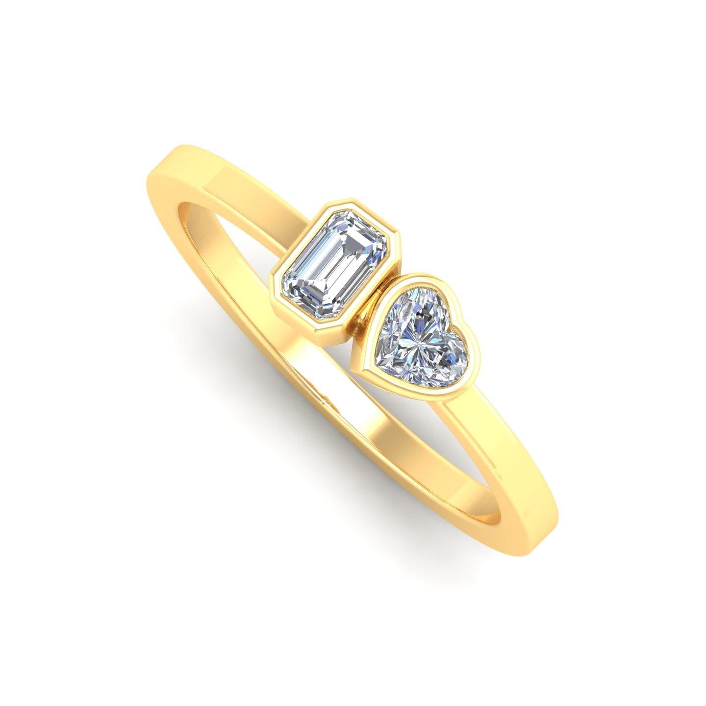 0,54 Karat Herz- und Smaragdschliff-Diamantring aus 14 Karat Gelbgold feiner Schmuck im Angebot 1