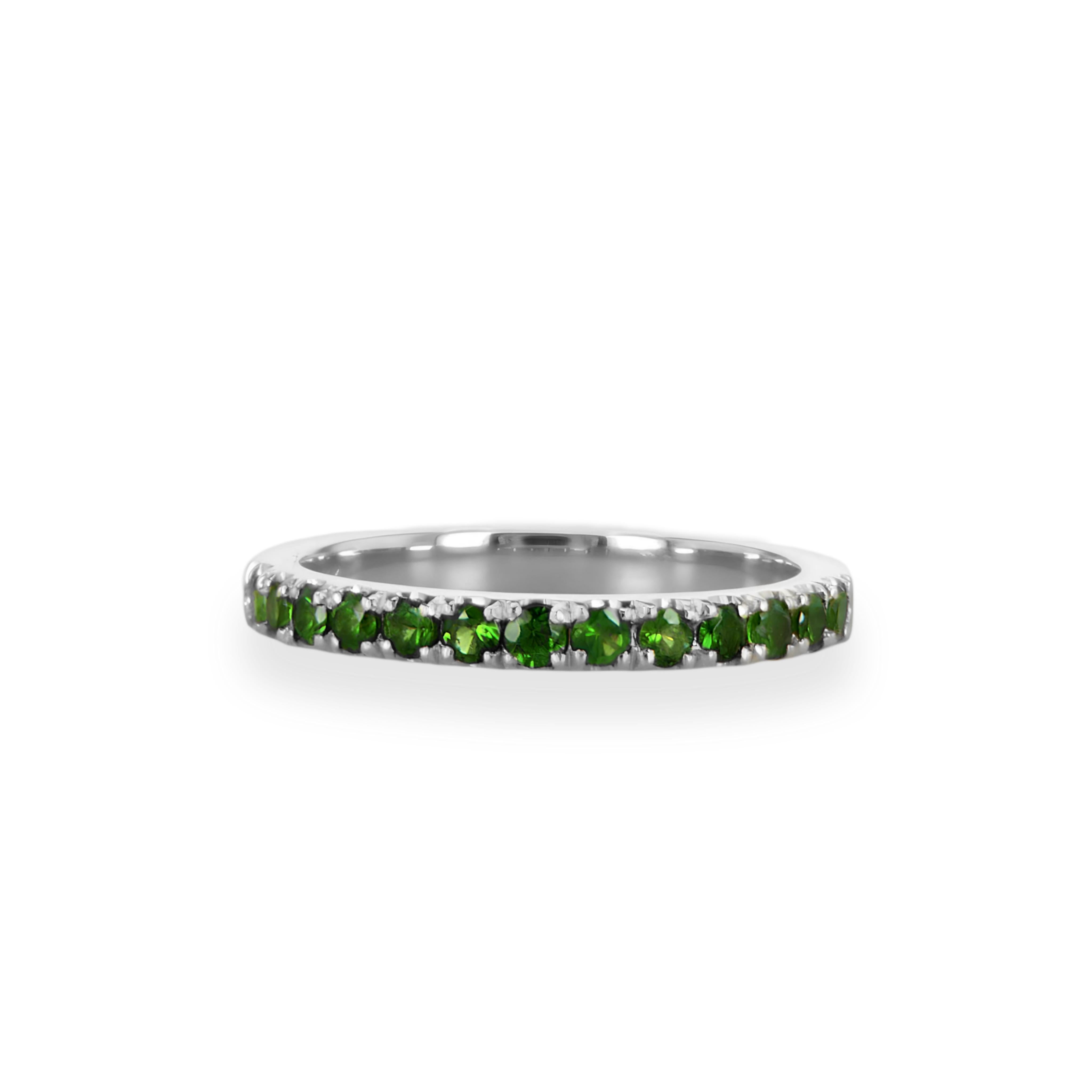 14K White Gold 0.54Ct Natural Round Tsavorite Half Eternity Radiance Ring

Product Description:

Indulge in the symphony of luxury and rarity with our exquisite 0.54Ct Natural Round Tsavorite Half Eternity Ring, meticulously crafted in premium 14K