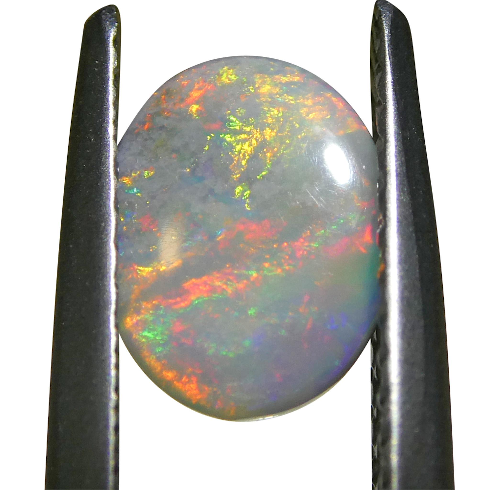 Taglio ovale 0.54ct Opale grigio ovale cabochon dall'Australia in vendita