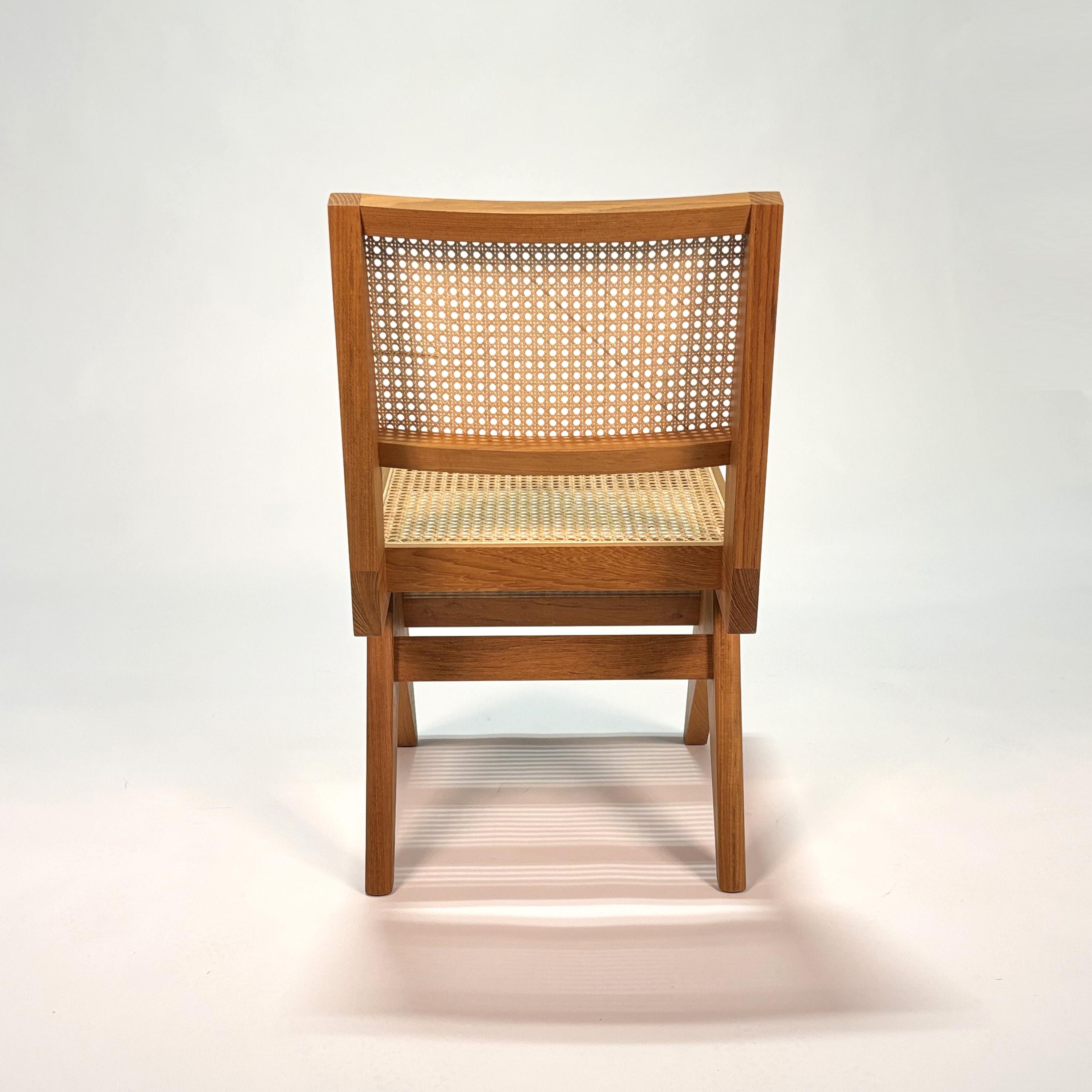 055 Capitol Complex Stuhl von Hommage a Pierre Jeanneret im Angebot 5