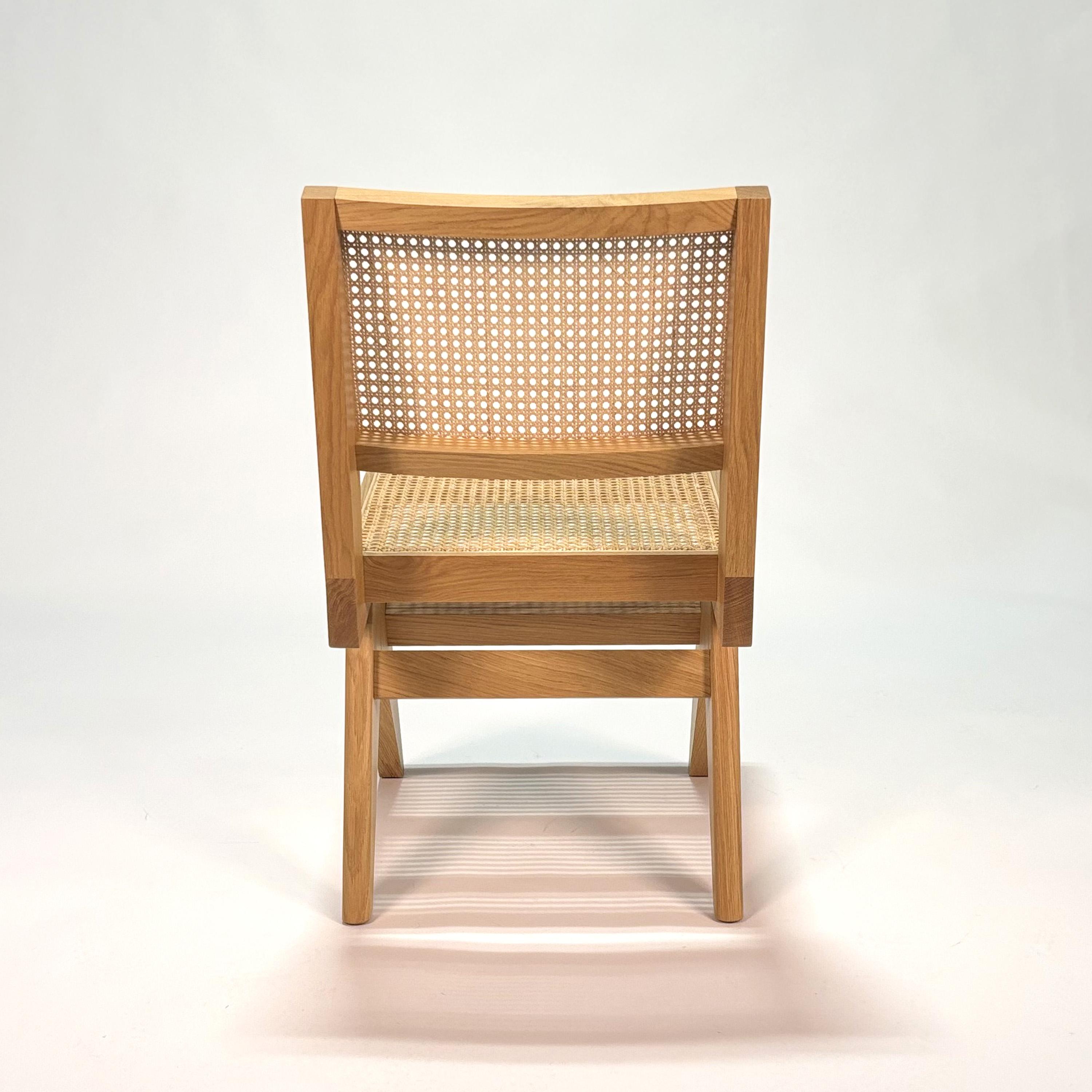 055 Capitol Complex Stuhl von Hommage a Pierre Jeanneret im Angebot 5