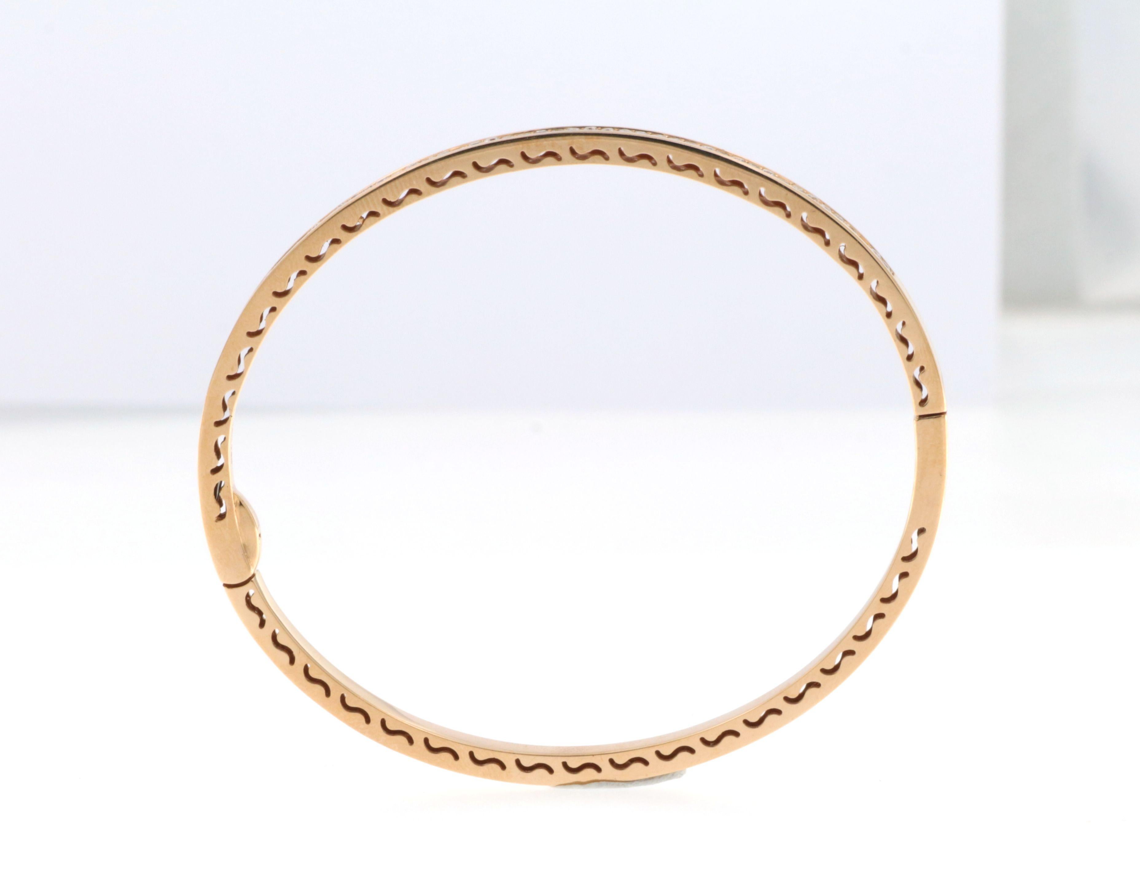 Contemporary 0.55 Carat Diamond Bracelet in 18K Rose Gold For Sale