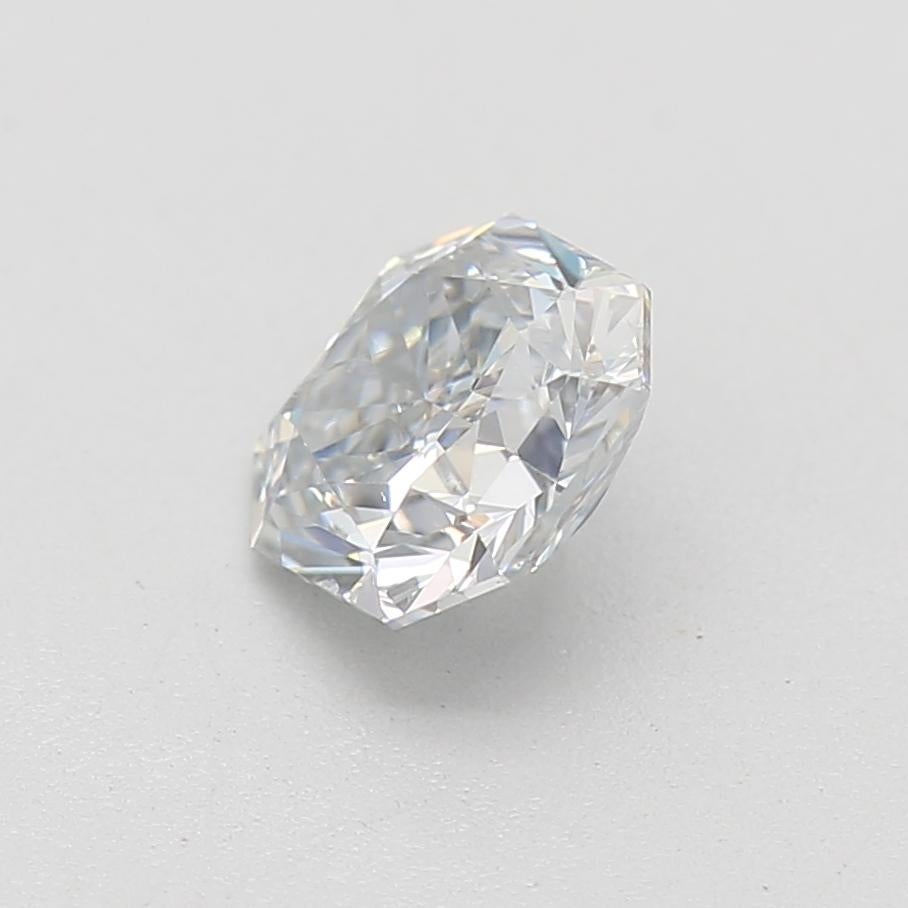 0,55 Karat Fancy Hellgrauer und blauer Diamant im Strahlenschliff I1 Reinheit GIA zertifiziert (Radiantschliff) im Angebot