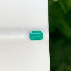 0,55 Quilates Piedra Esmeralda Verde Natural Suelta Talla Esmeralda Gema de Zambia