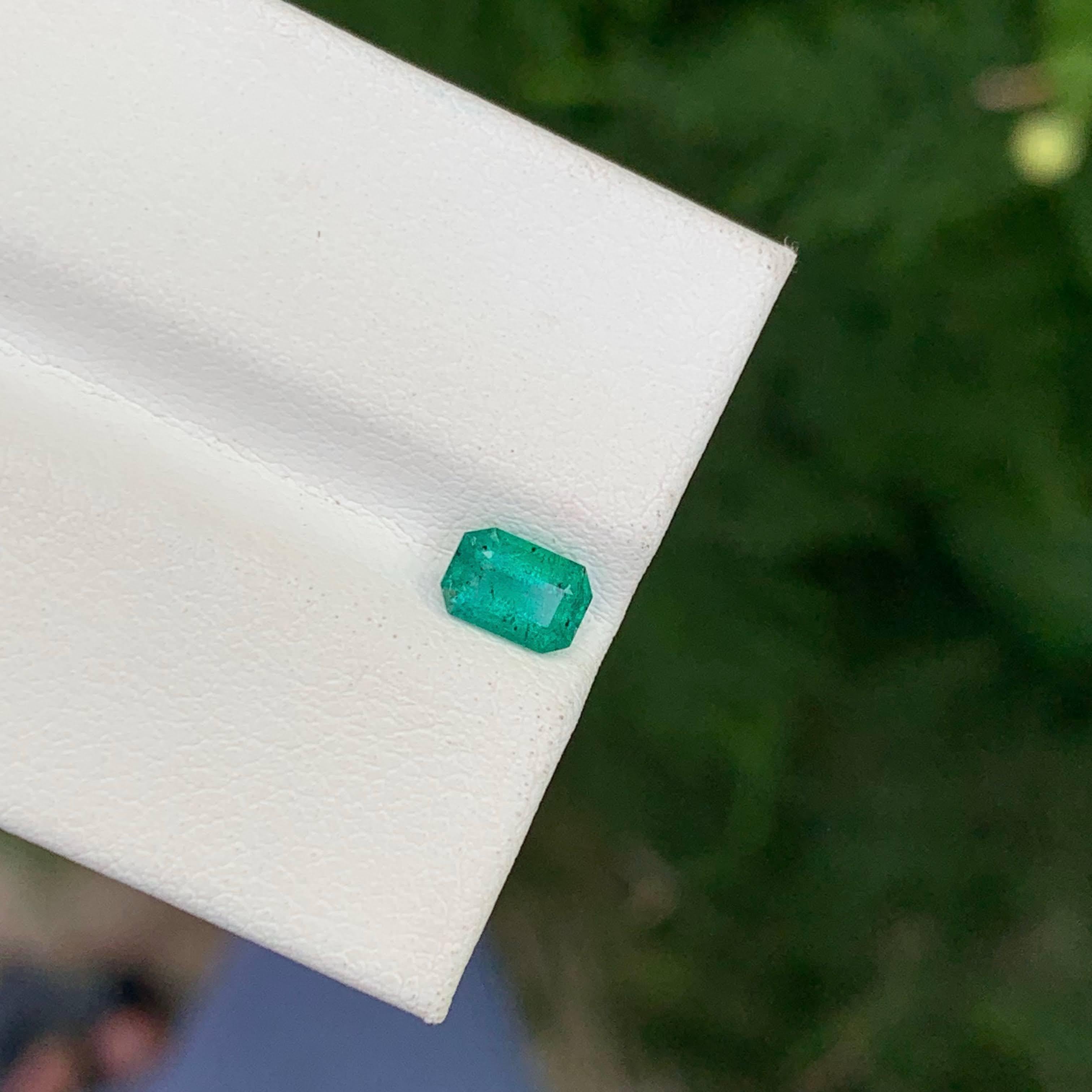 0,55 Karat Natürlicher Loser Grüner Smaragd Stein Smaragd Schliff Sambischer Edelstein im Zustand „Neu“ im Angebot in Bangkok, TH