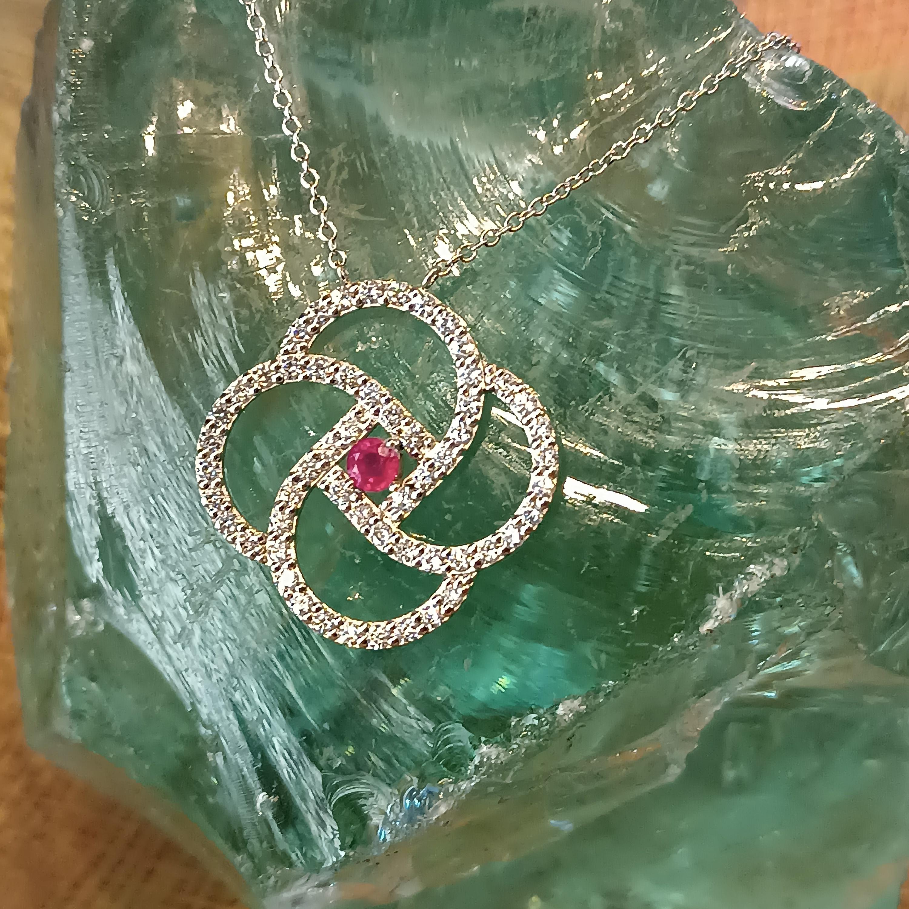 0.55 Carat Ruby with VS G Color Diamonds 1.68 Carats. White Gold Necklace For Sale 4