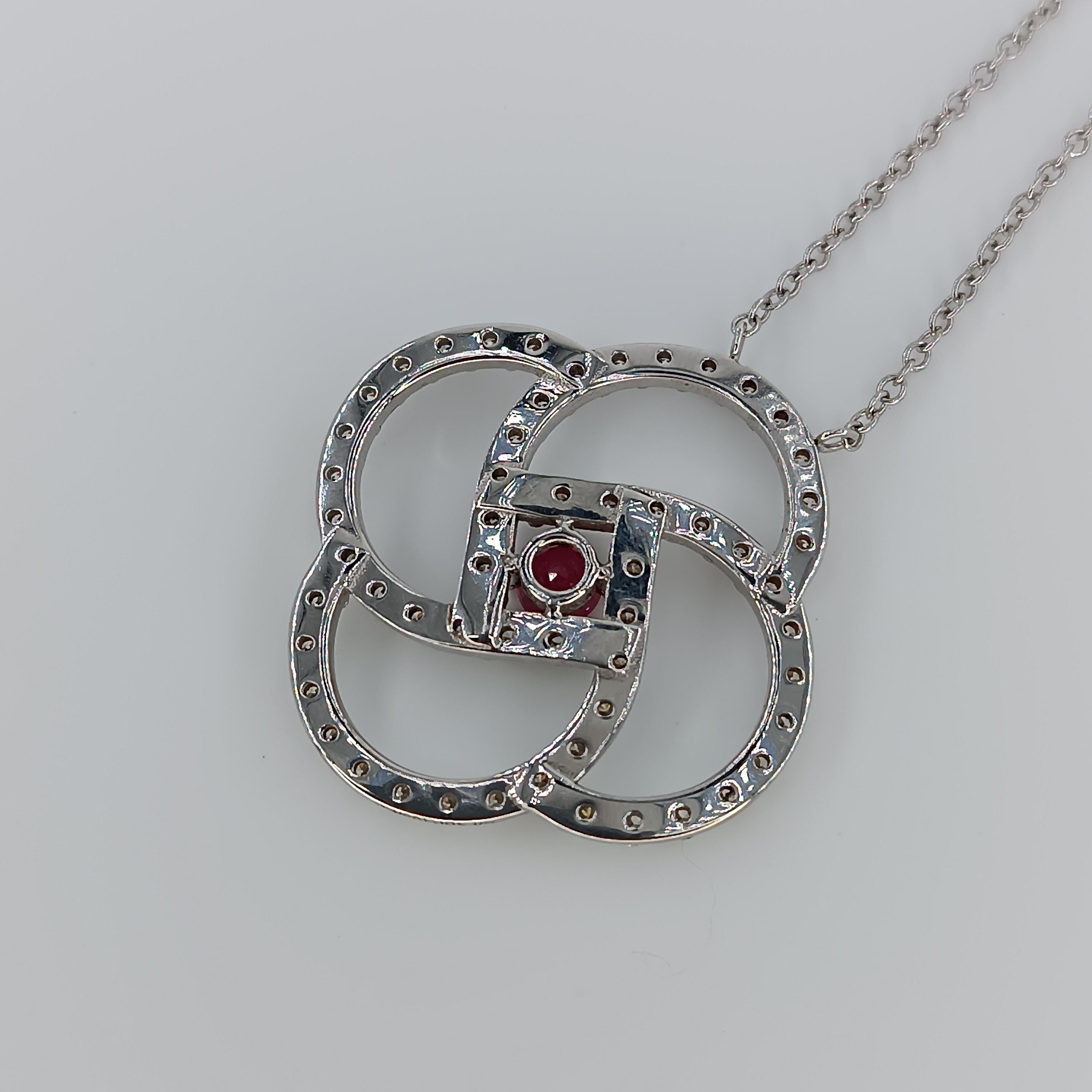 Brilliant Cut 0.55 Carat Ruby with VS G Color Diamonds 1.68 Carats. White Gold Necklace For Sale