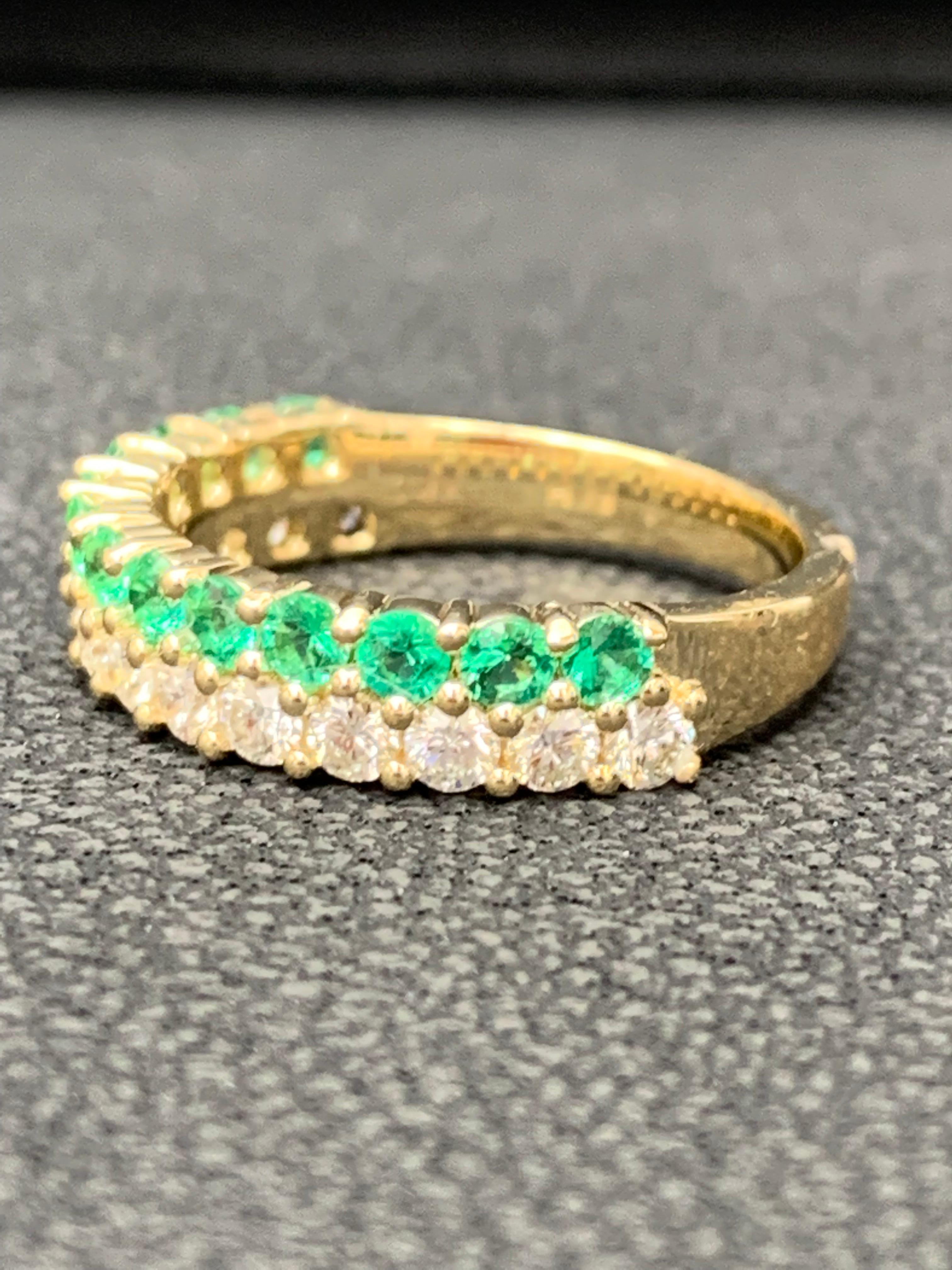 0.55 Ct Round Shape Emerald and Diamond Double Row Band Ring in 14K Yellow Gold For Sale 6
