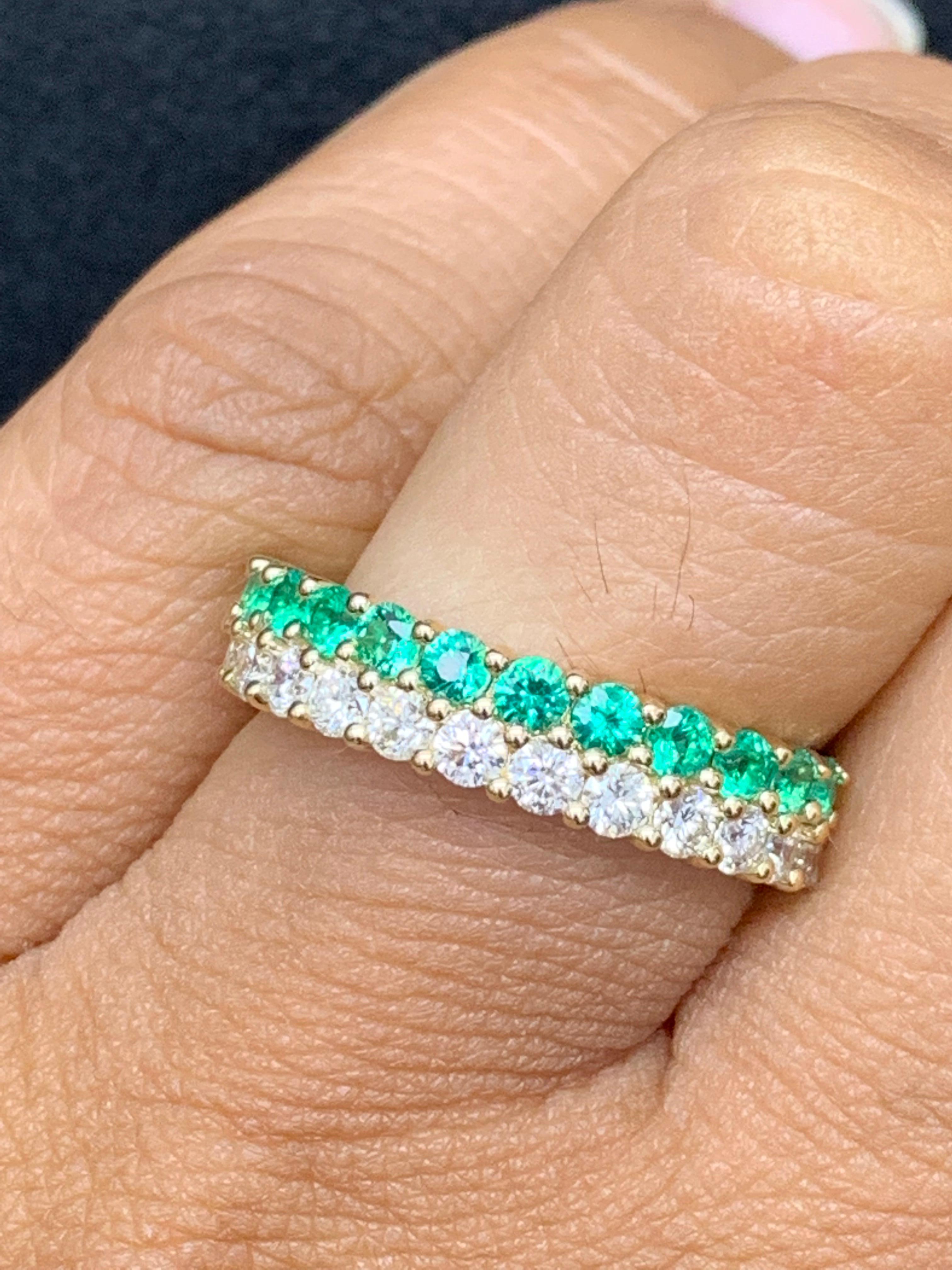 0.55 Ct Round Shape Emerald and Diamond Double Row Band Ring in 14K Yellow Gold For Sale 2